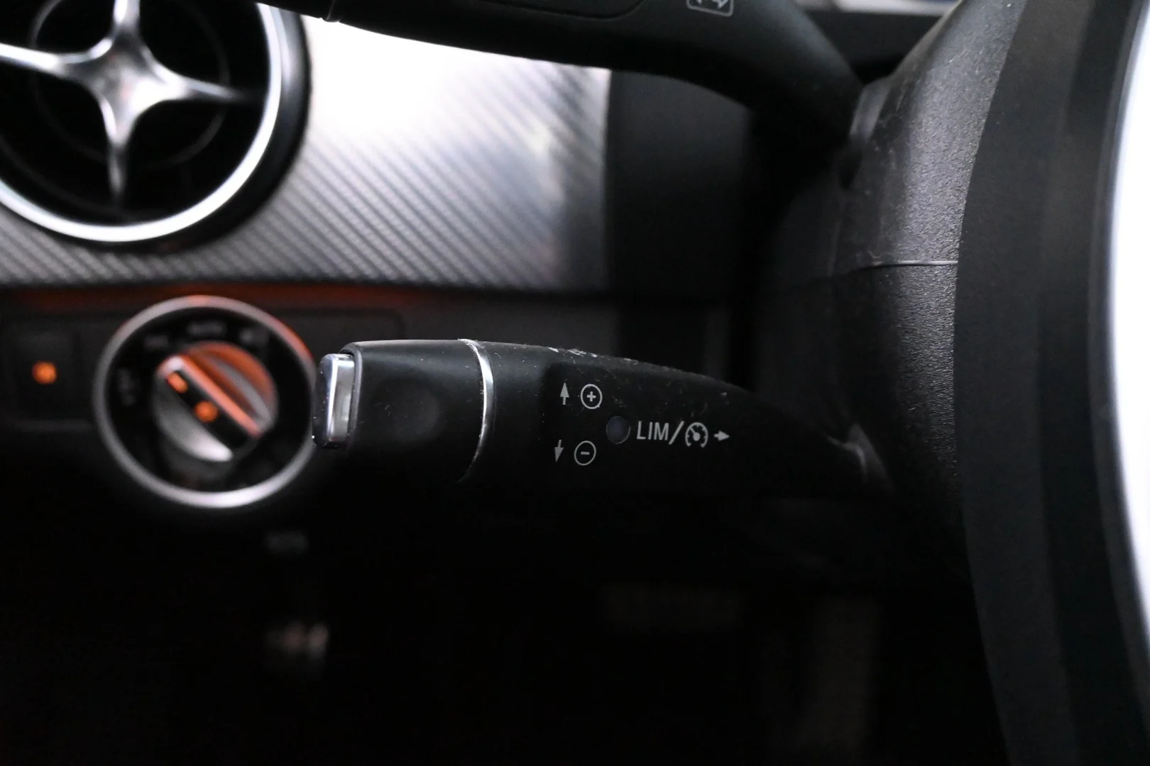 Car Image - 7s3o37aZQOSuEGQCdaxuLF