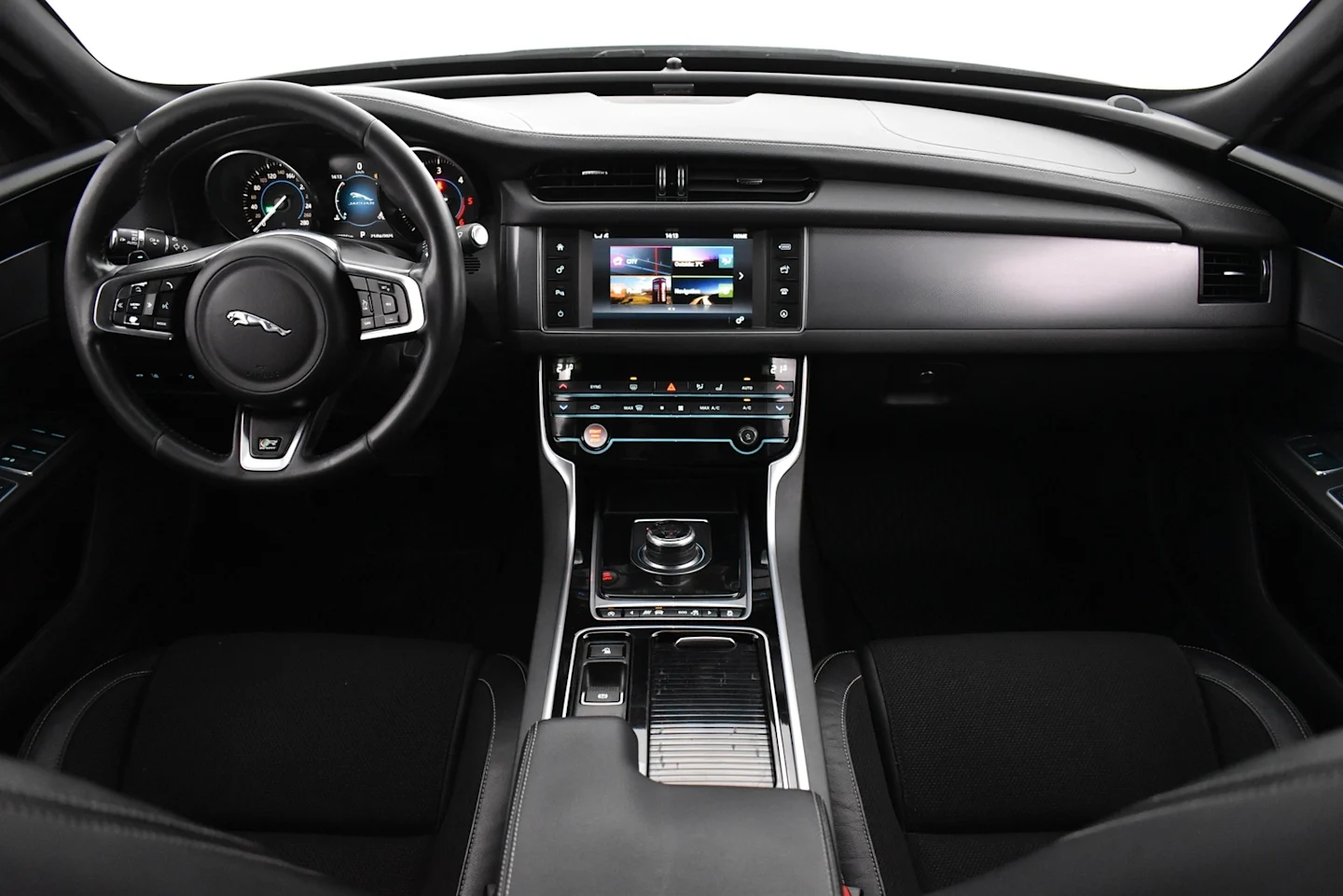 Car Image - zpeCQaUJgUALKnE1hkR5N