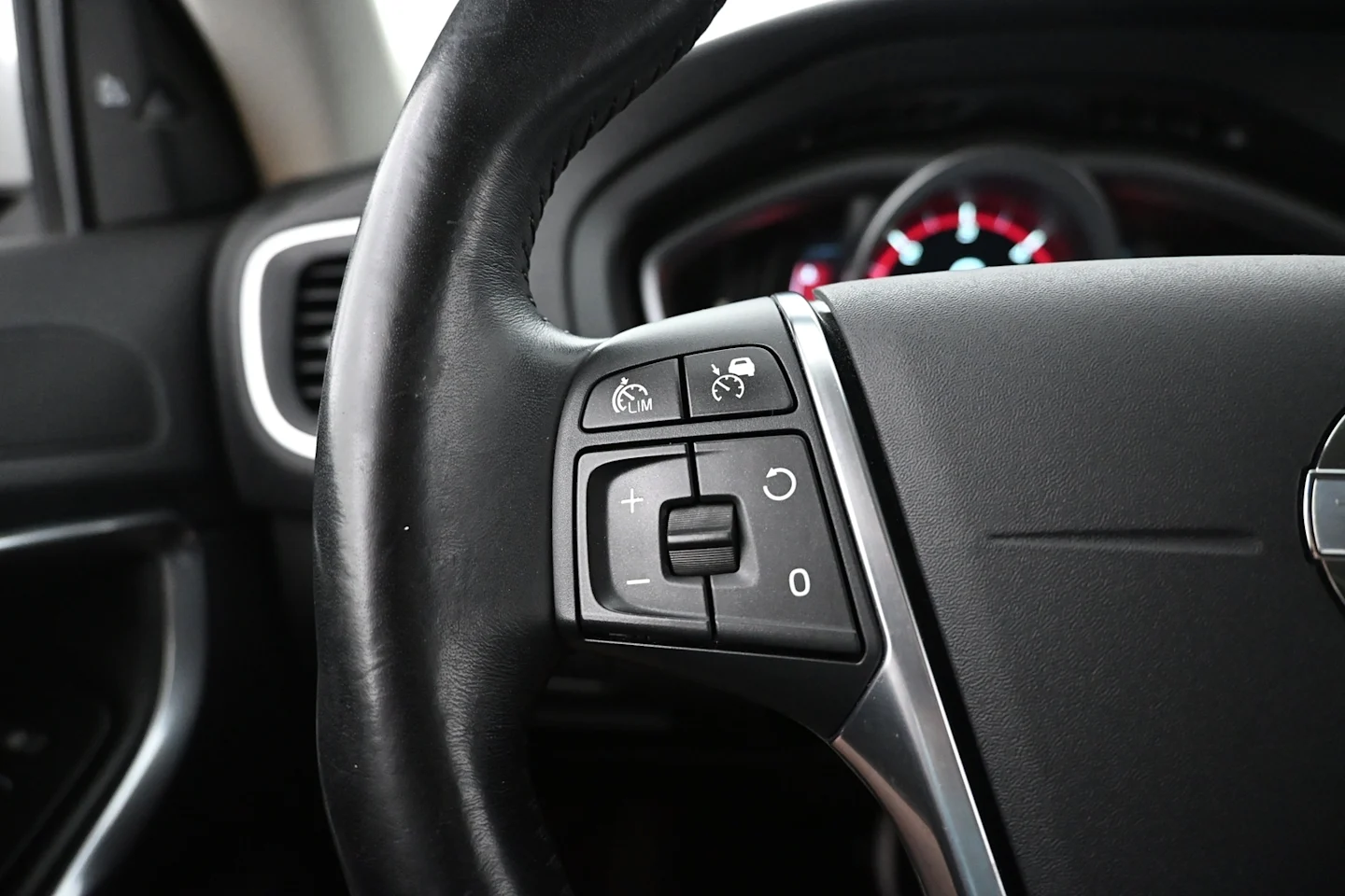 Car Image - 7fa8eFseSWbo73CEKAlTpF