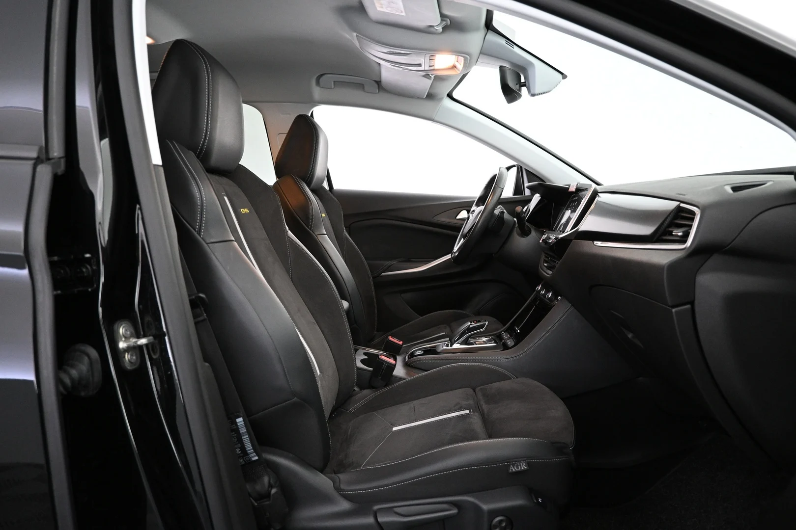 Car Image - 2eKwkn792ymwUVOml3vjb3