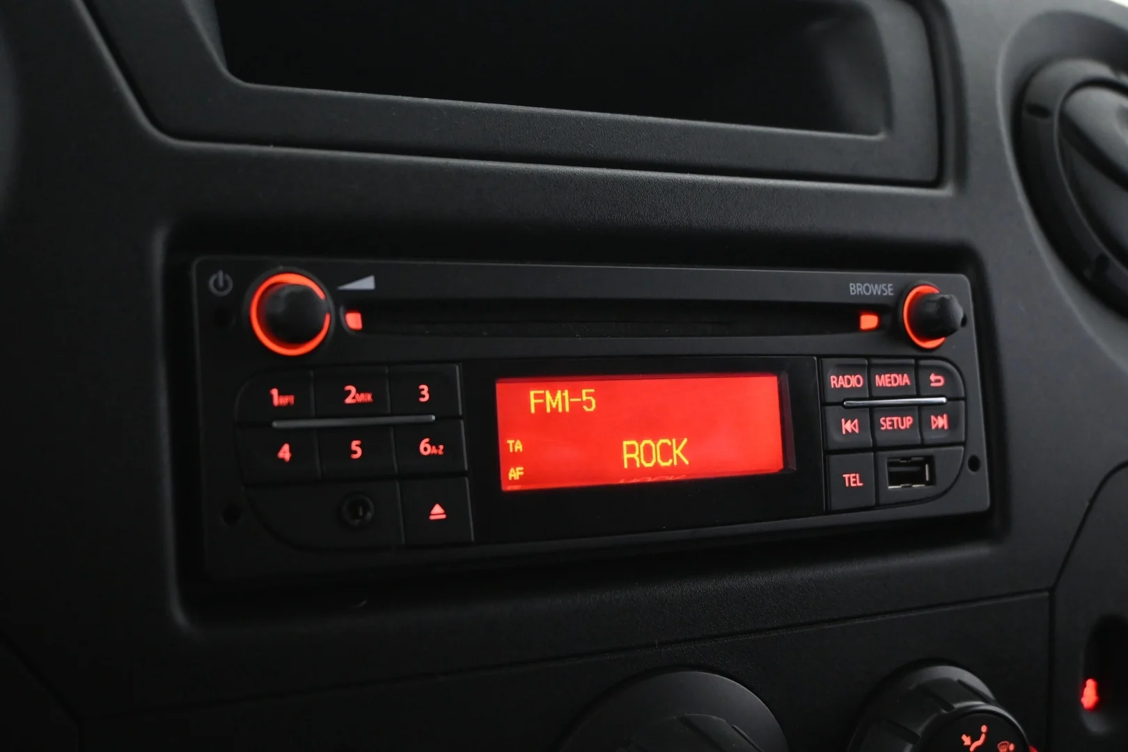 Car Image - 60w0nKeemZfx6JULUkWuCP