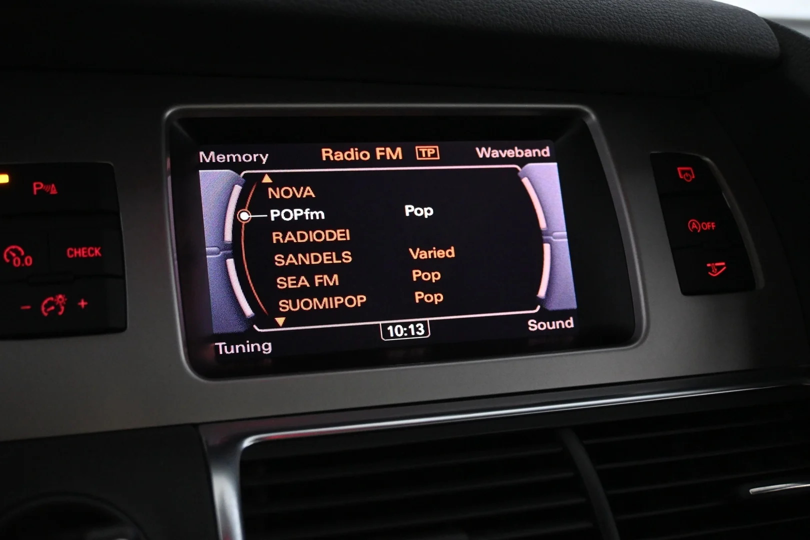 Car Image - 36KJjv3ftI16k4BrkRz7dI
