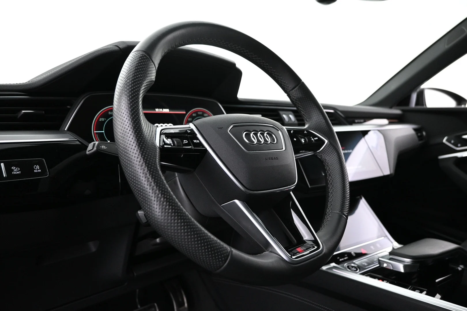 Car Image - 3qwtil7s01E5Mh2bJiHX4K