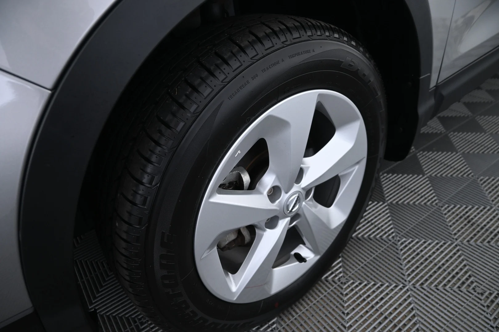Car Image - 4coG7yDDBN8NQYxLcAFXXO