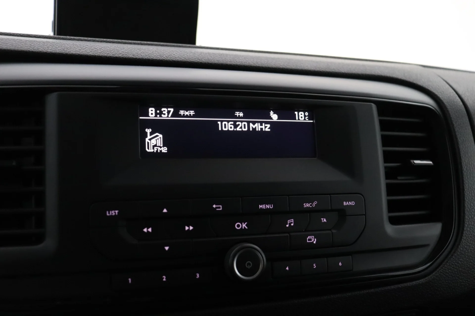 Car Image - 5U22fuOinJJvJ3gYC2J7kK