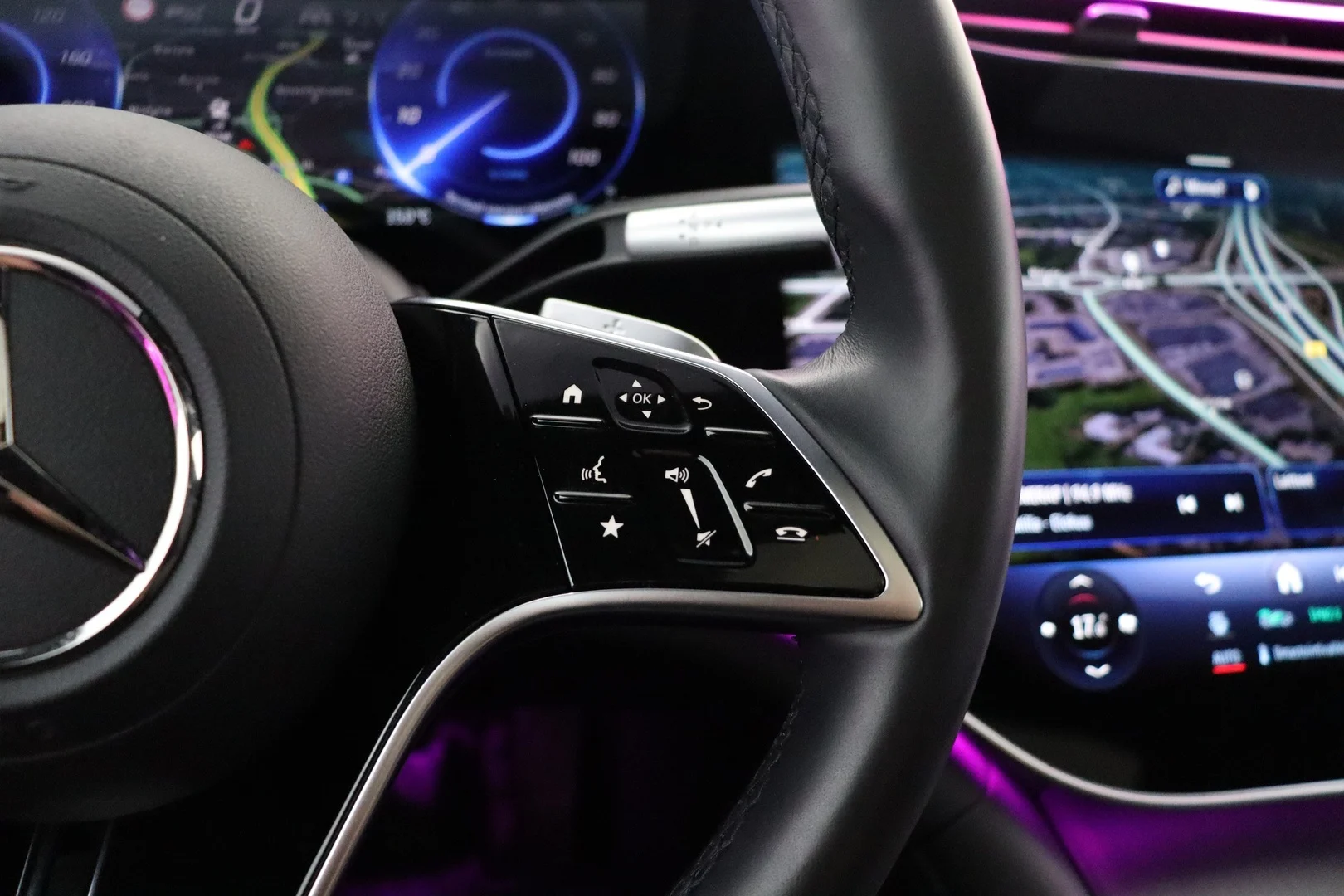 Car Image - 70bX6ItQLHYBO6BdpSjqPW