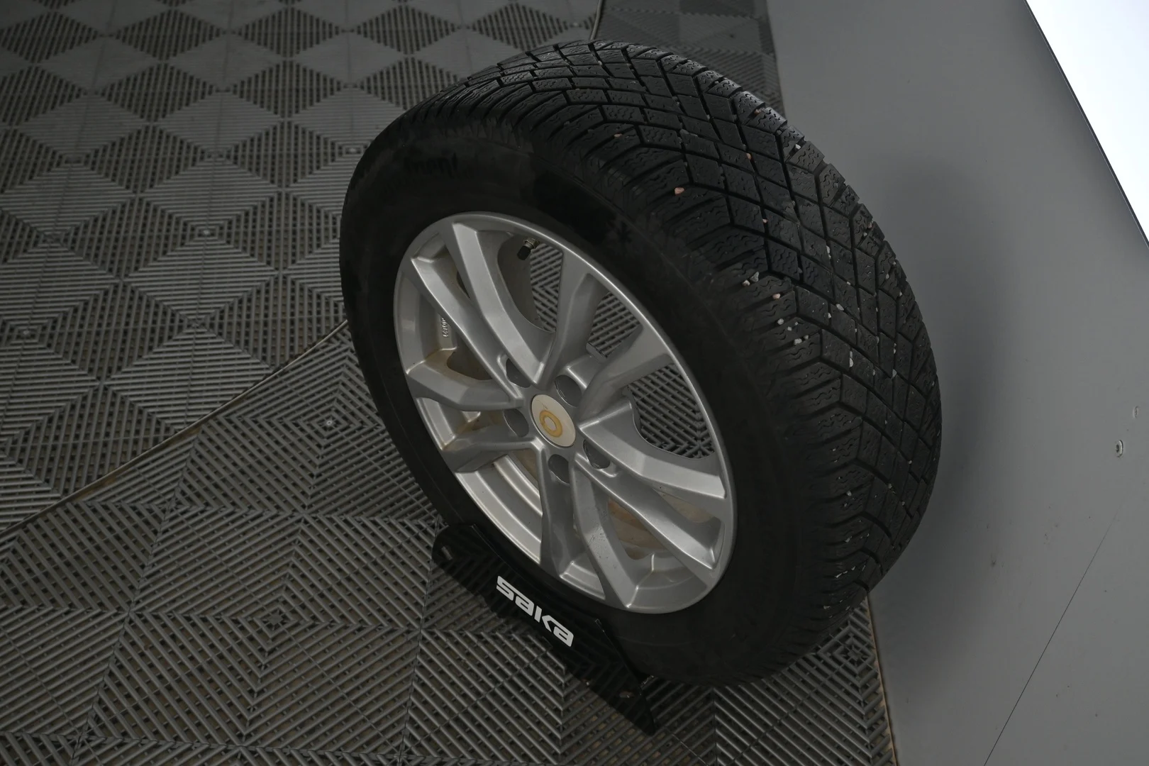 Car Image - 5xeFWdtnHfQORkzKcHkI1K