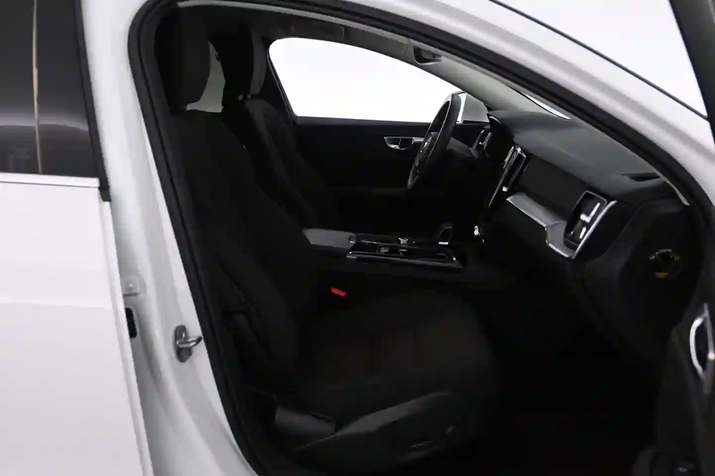 Car Image - 6VRaOVb1rwmZehA7YanZjI