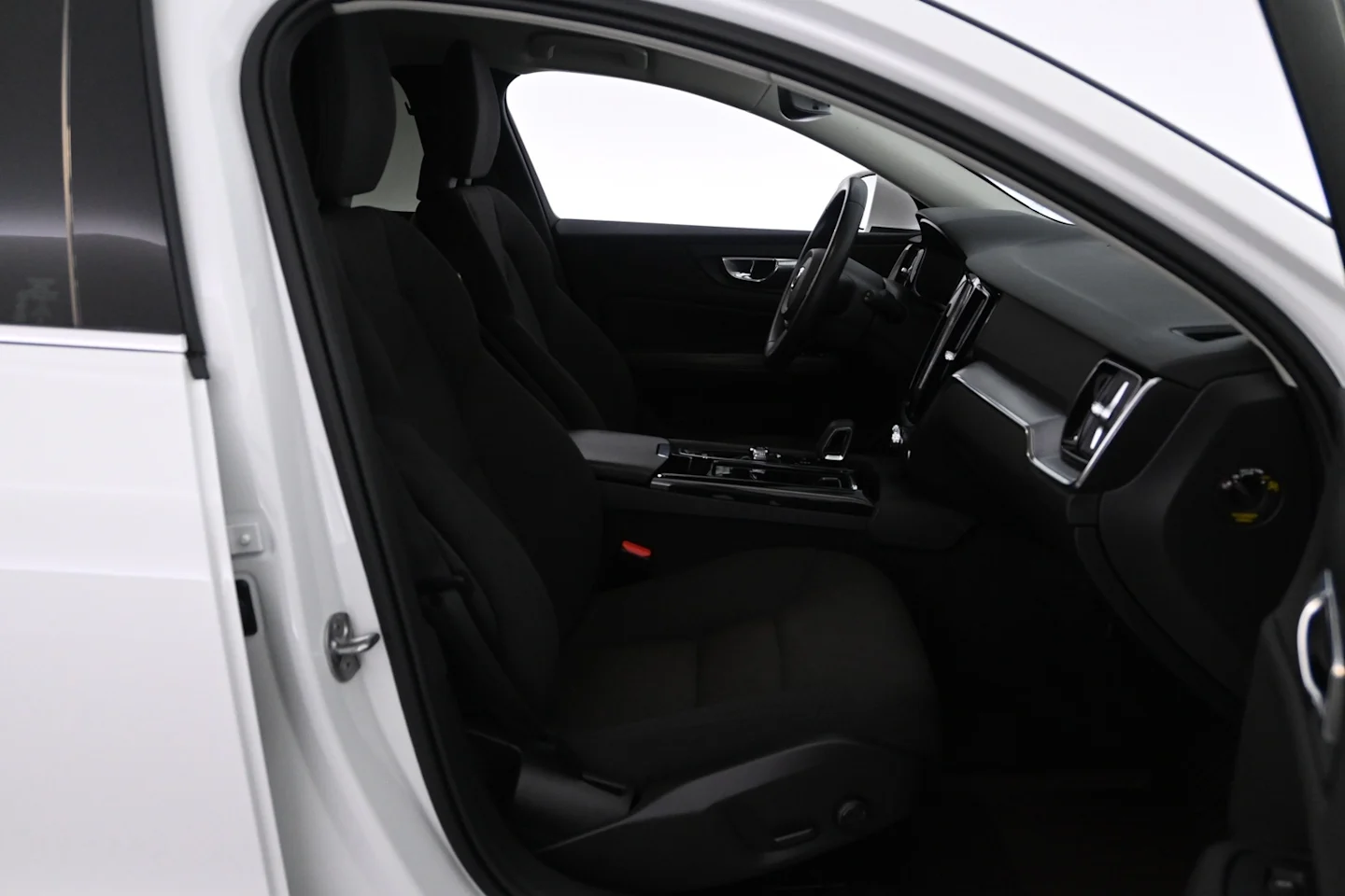 Car Image - 6VRaOVb1rwmZehA7YanZjI