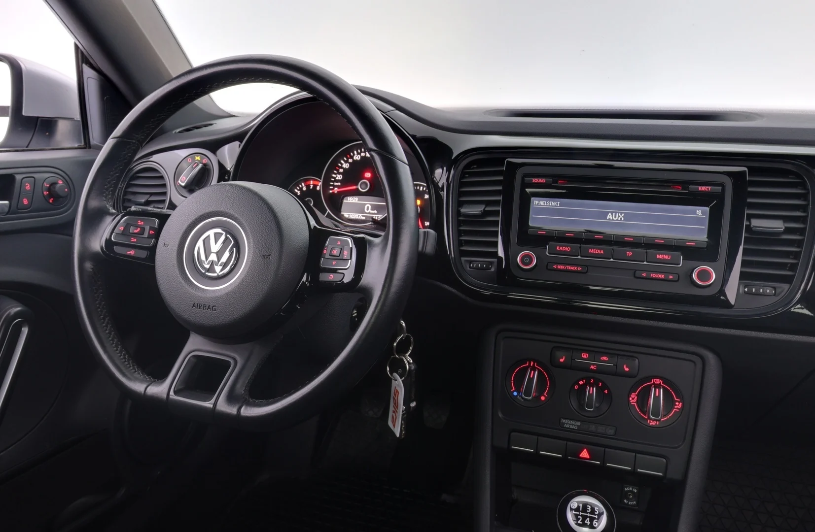 Car Image - 5naKZ16Rgx3t0rcKWhi9en