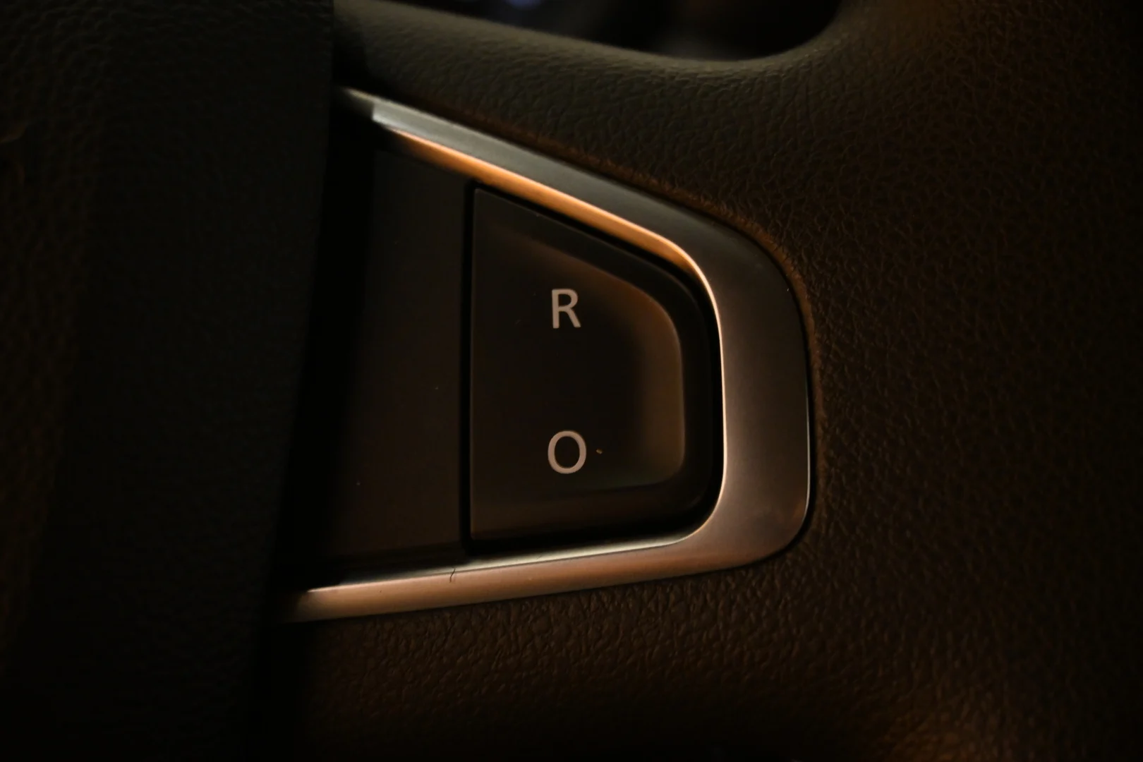 Car Image - 2qIXNSdCXGXkeHk13uRYDm