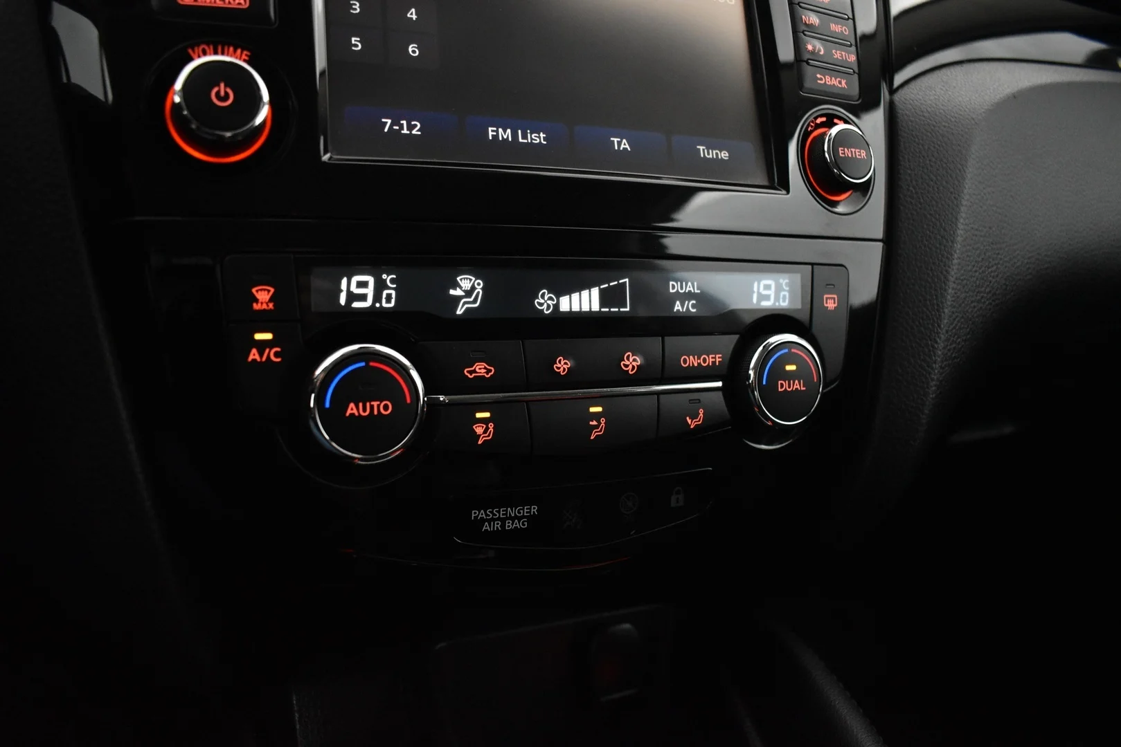 Car Image - 1HKHPivPqvbv8cqzHVoSrW