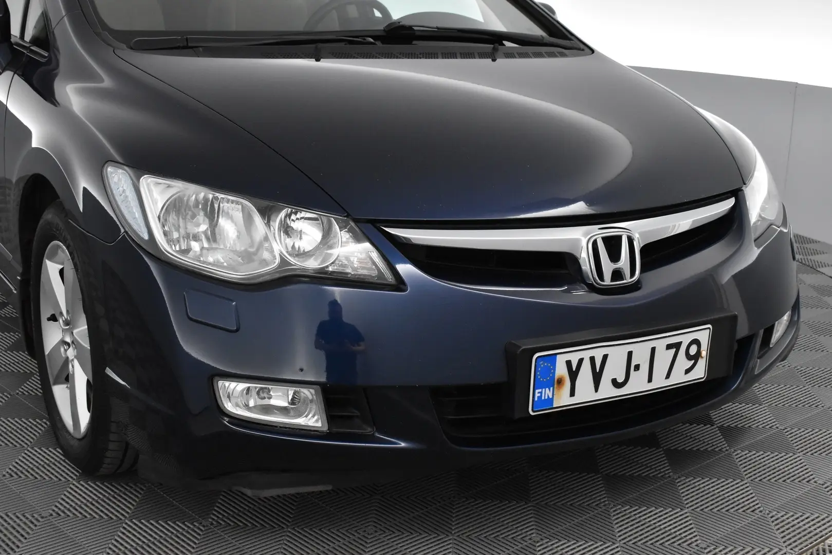 Car Image - 22hh8Q09aBfeuxuOMq2R0L