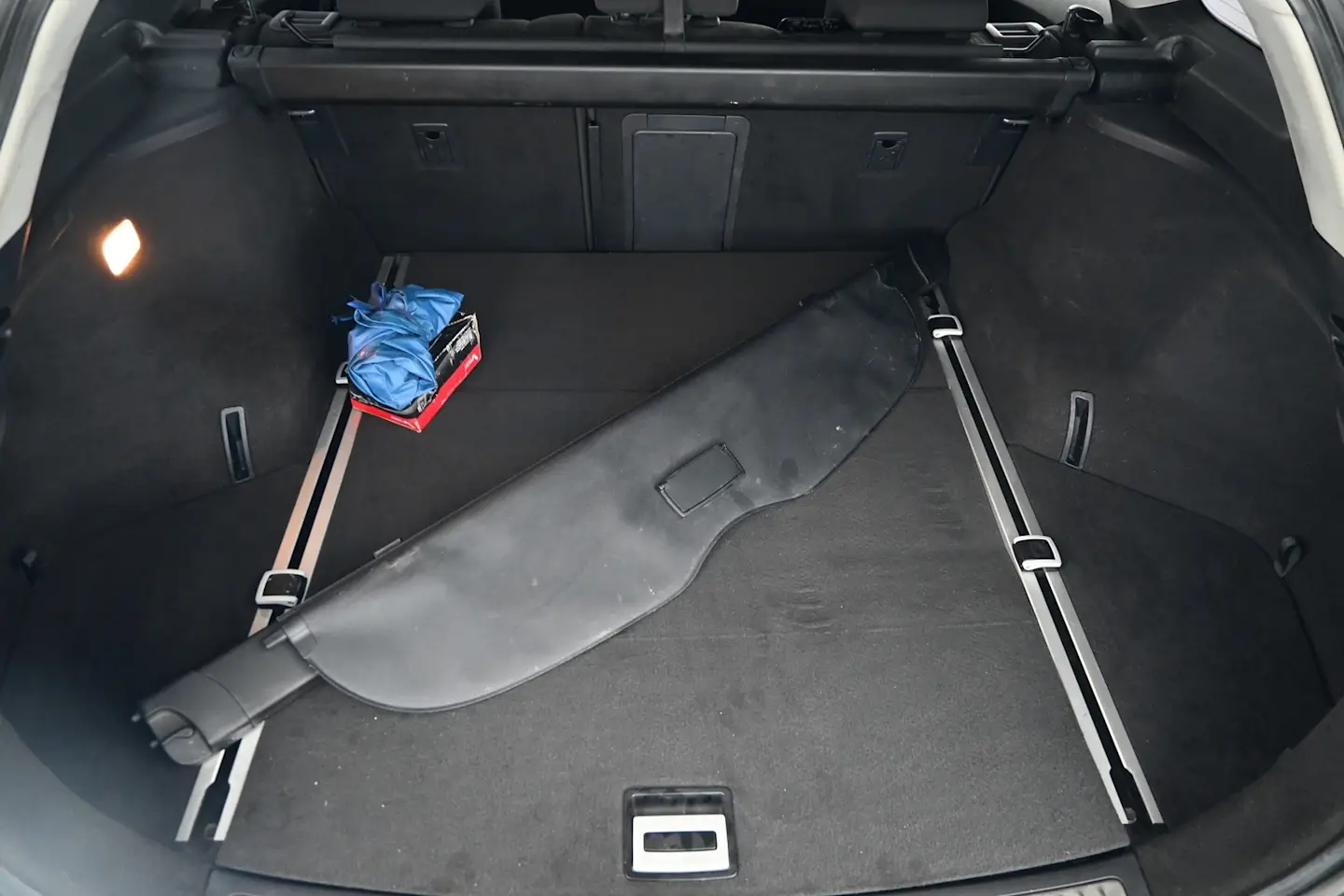 Car Image - h1ieebWqKPCcgGJzEFYIR