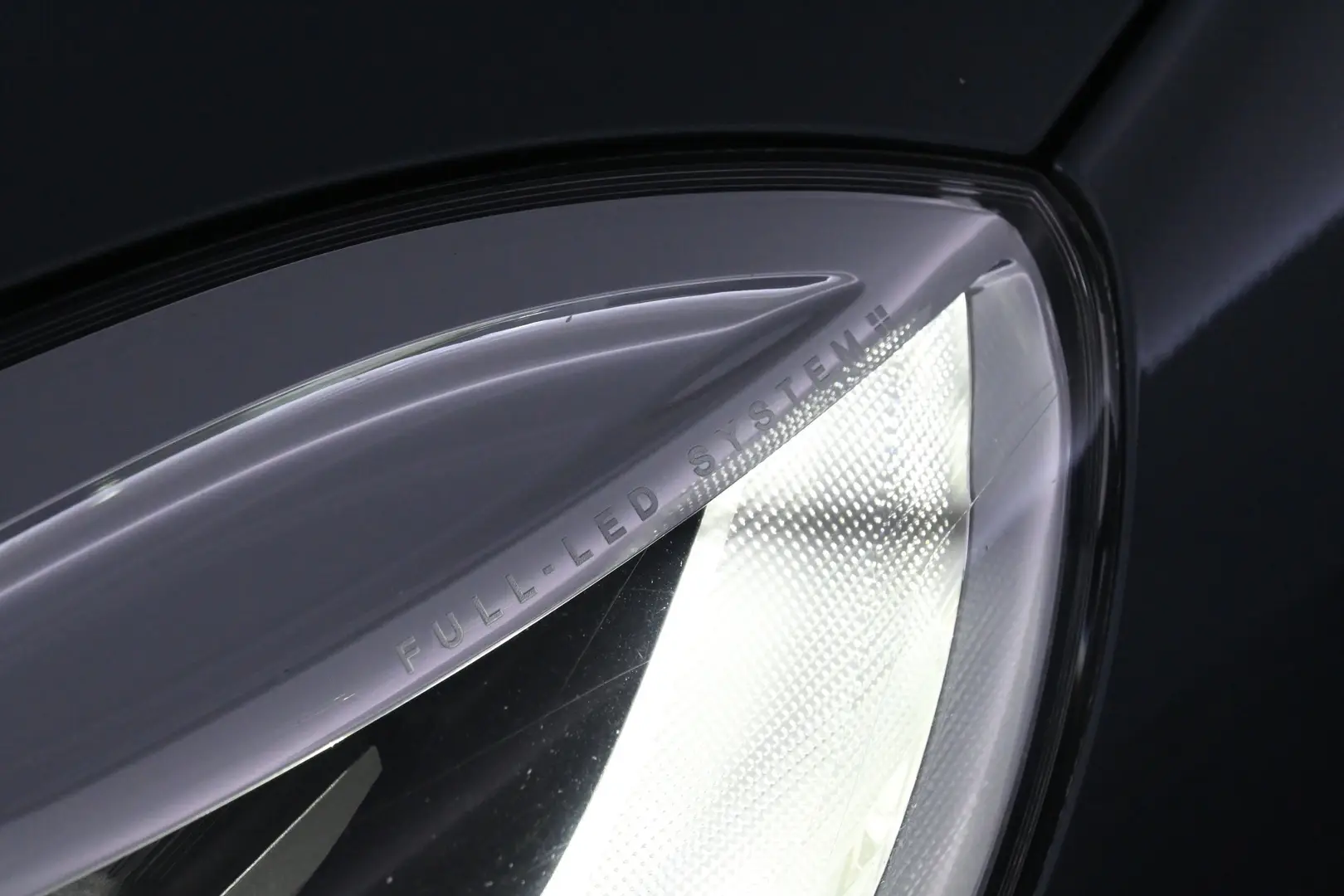 Car Image - 3QRIzCRTL1kW64cgPsKop0