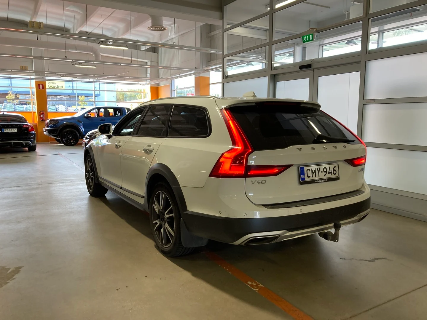 Car Image - 1oT2jRMND5VkTqW8YkzwXc