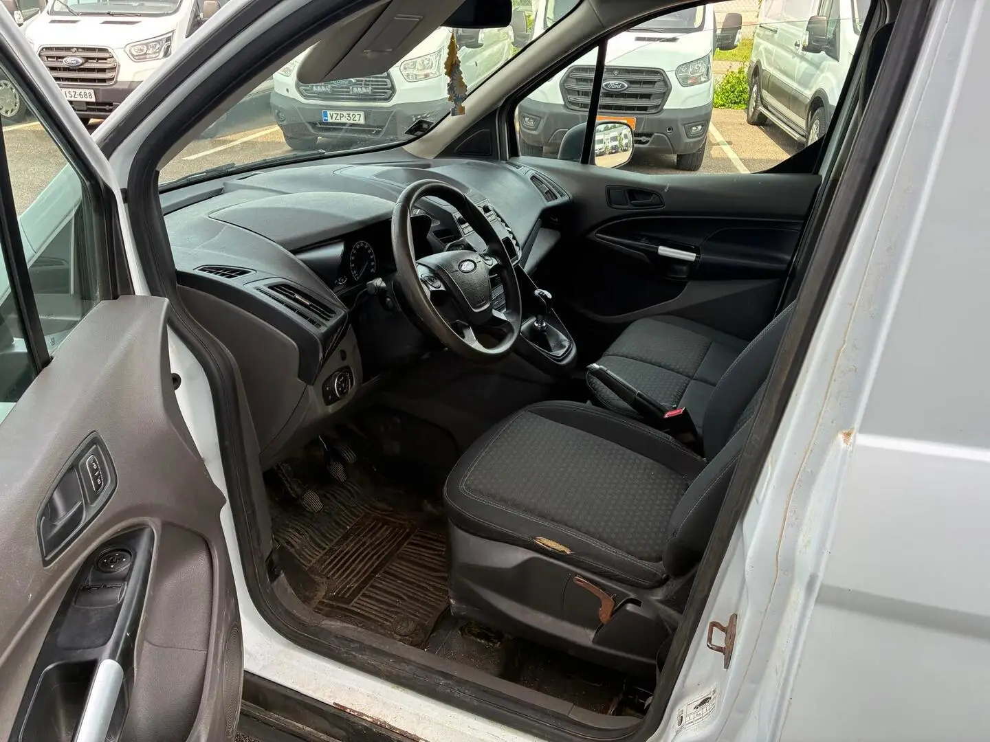Car Image - 24cSbFKXxdwqILRgnULASX