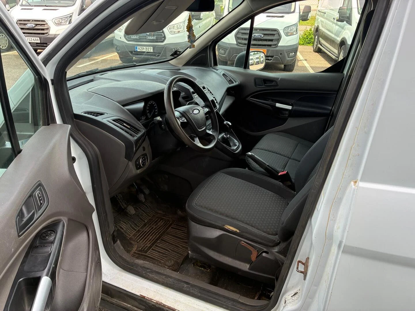 Car Image - 24cSbFKXxdwqILRgnULASX