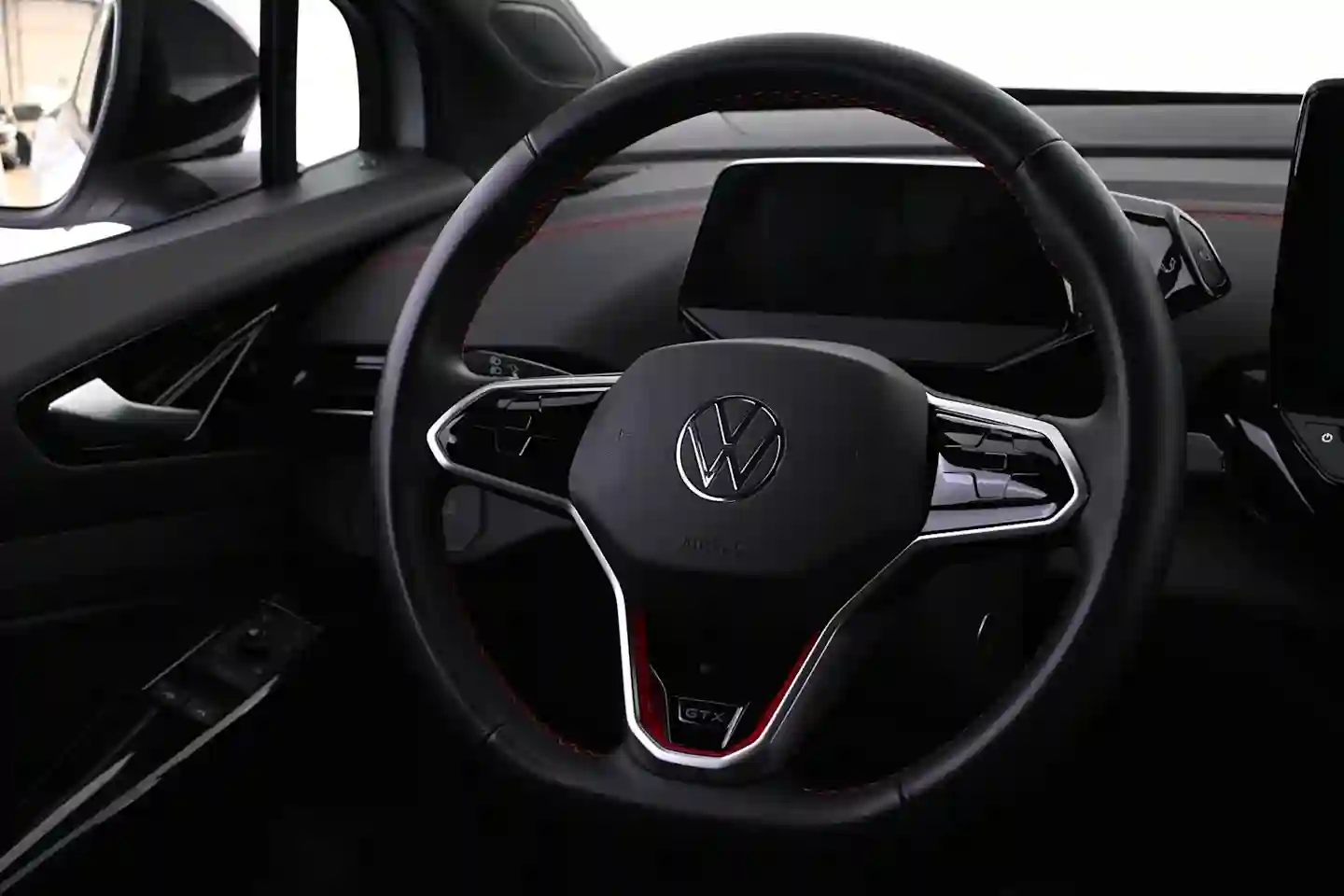Car Image - 72LUiH8MKy1o8jcvLHKxrc