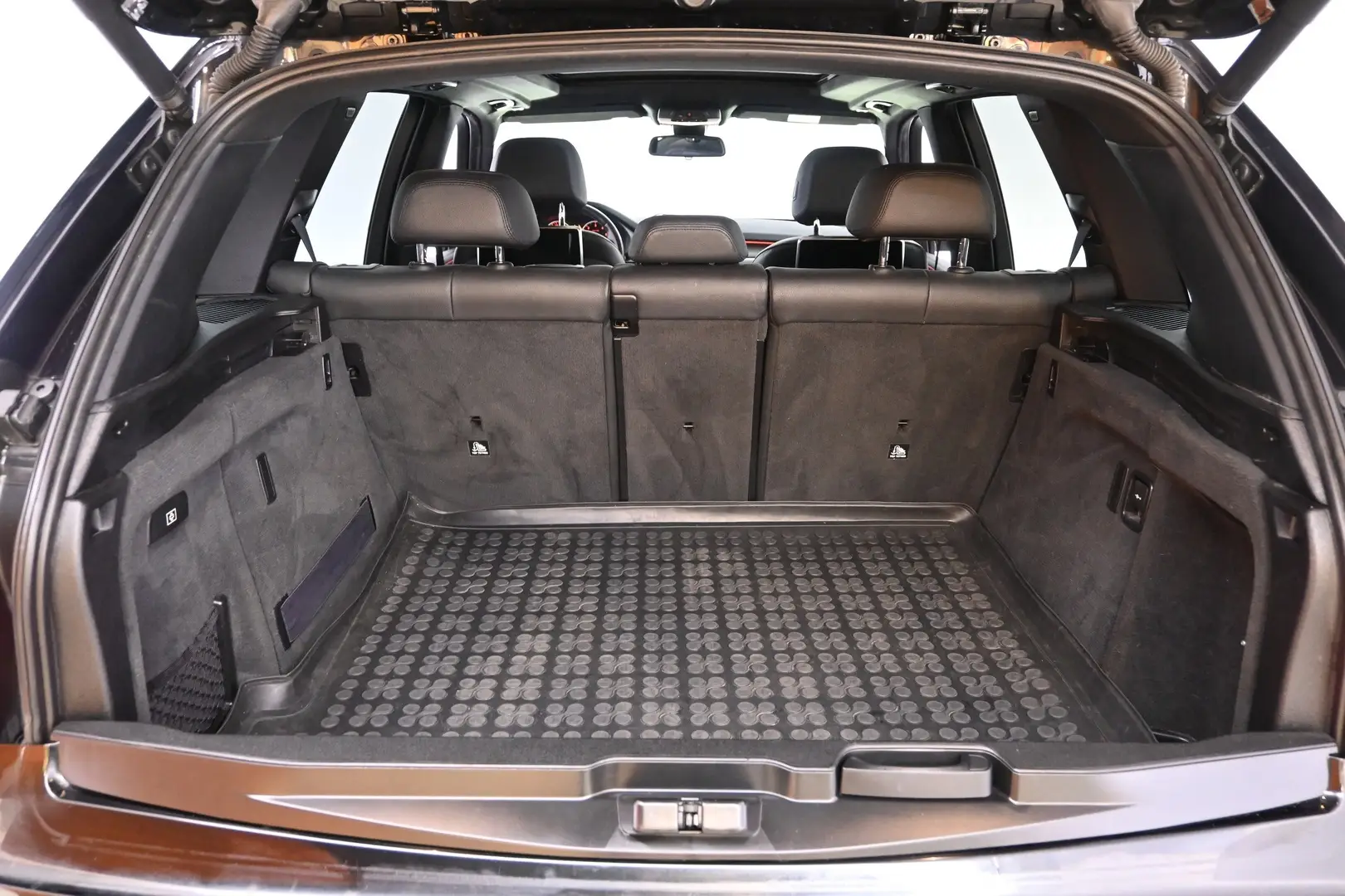 Car Image - 24eqV1XXRJfQ6ZhMzerqO5