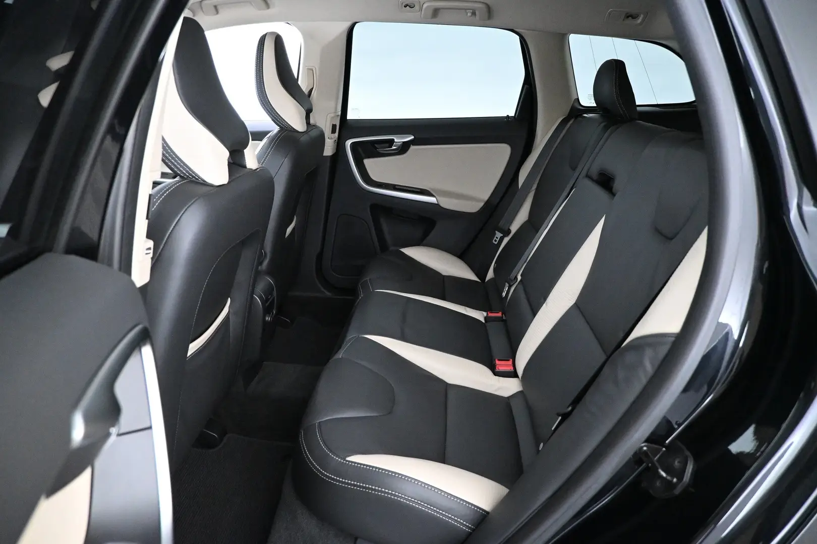 Car Image - 1ouhJNuYantcn0eC7Wdbrf