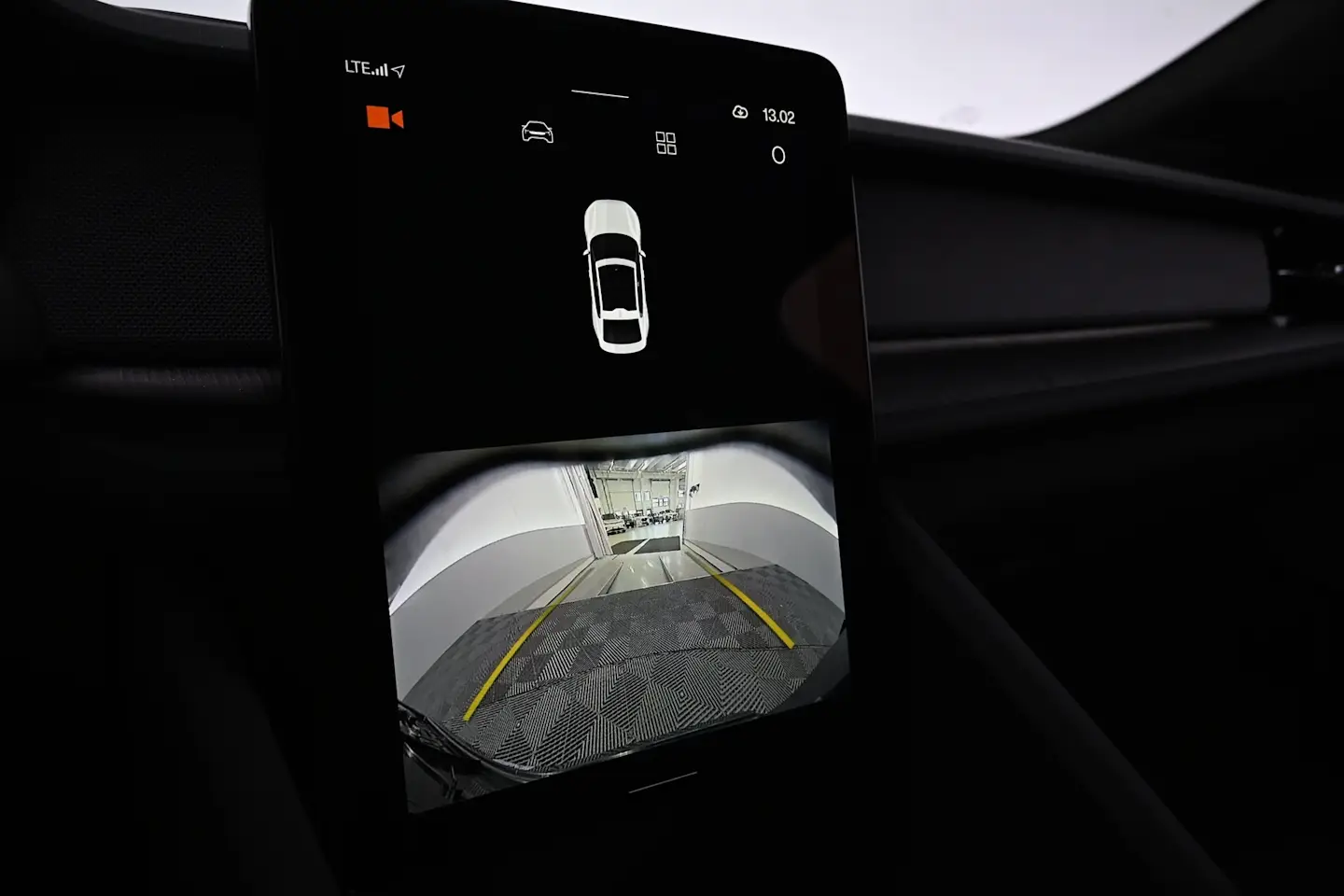 Car Image - 7Du7NinErQ8QlnoaKYQlPZ
