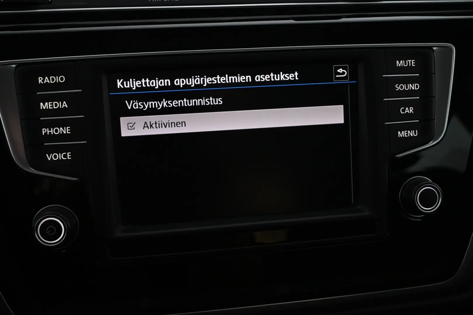 Car Image - 2zvWXzn12qgvCCo8xdNVU8