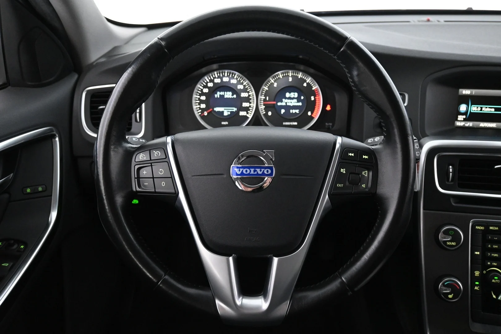 Car Image - 2GJVSQWdj8zyS17h87Y1gX