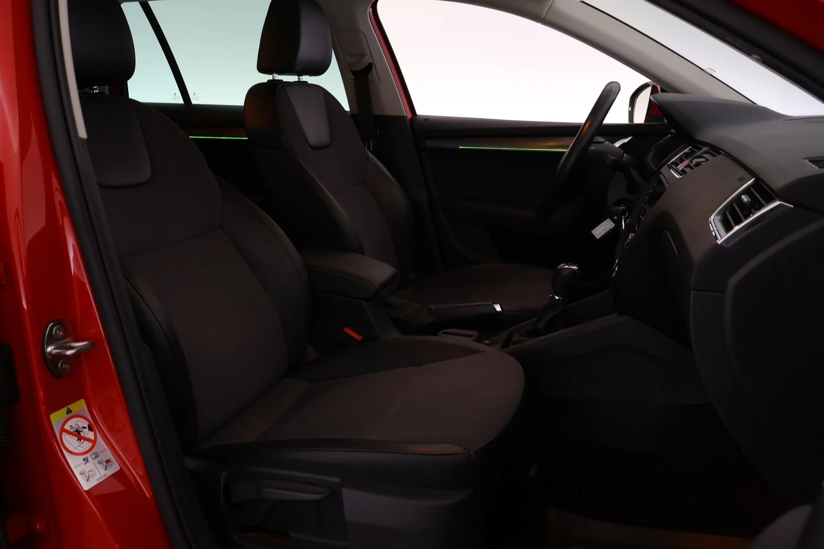 Car Image - 3tC5jKnGxh7WOO91jIADQv