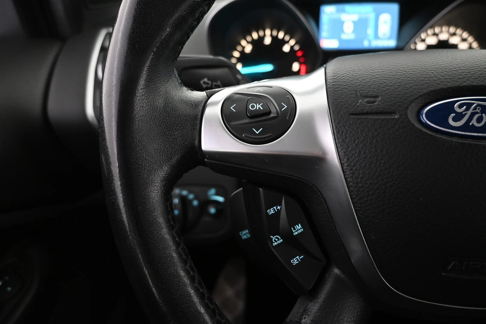 Car Image - 2B11rZwCoWs6rAWMnM5c10