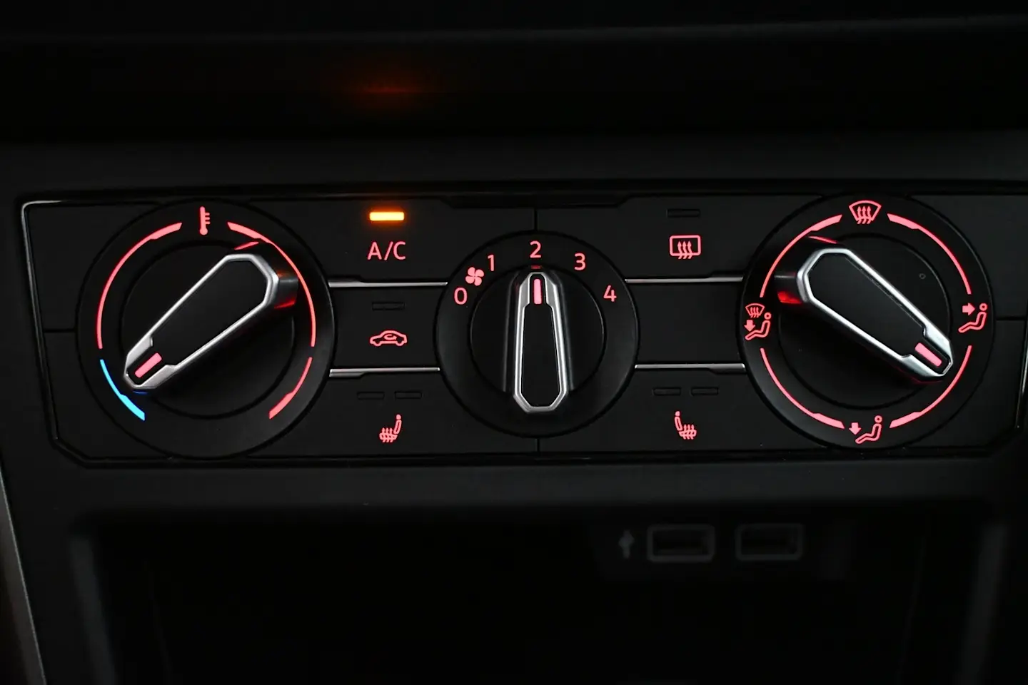 Car Image - 6HldwVbT9dacspz3KSodqY