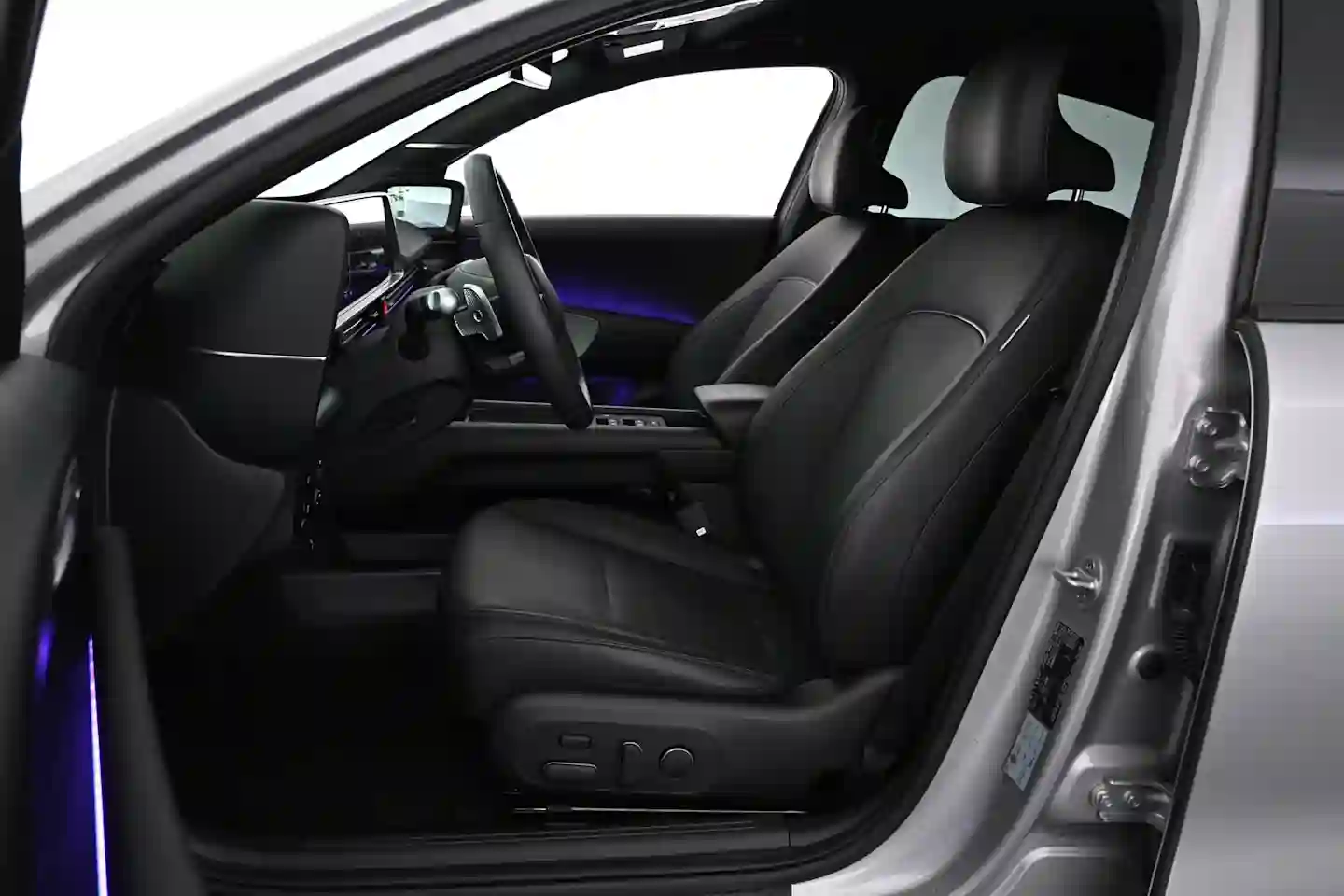 Car Image - 2mt0dG0GzLDJq7tQntmA1p