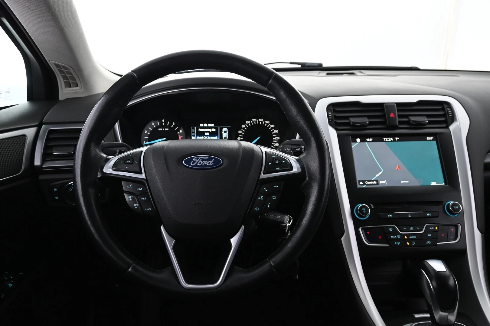 Car Image - 1UIfba0F5SSLWDZX7KscYB