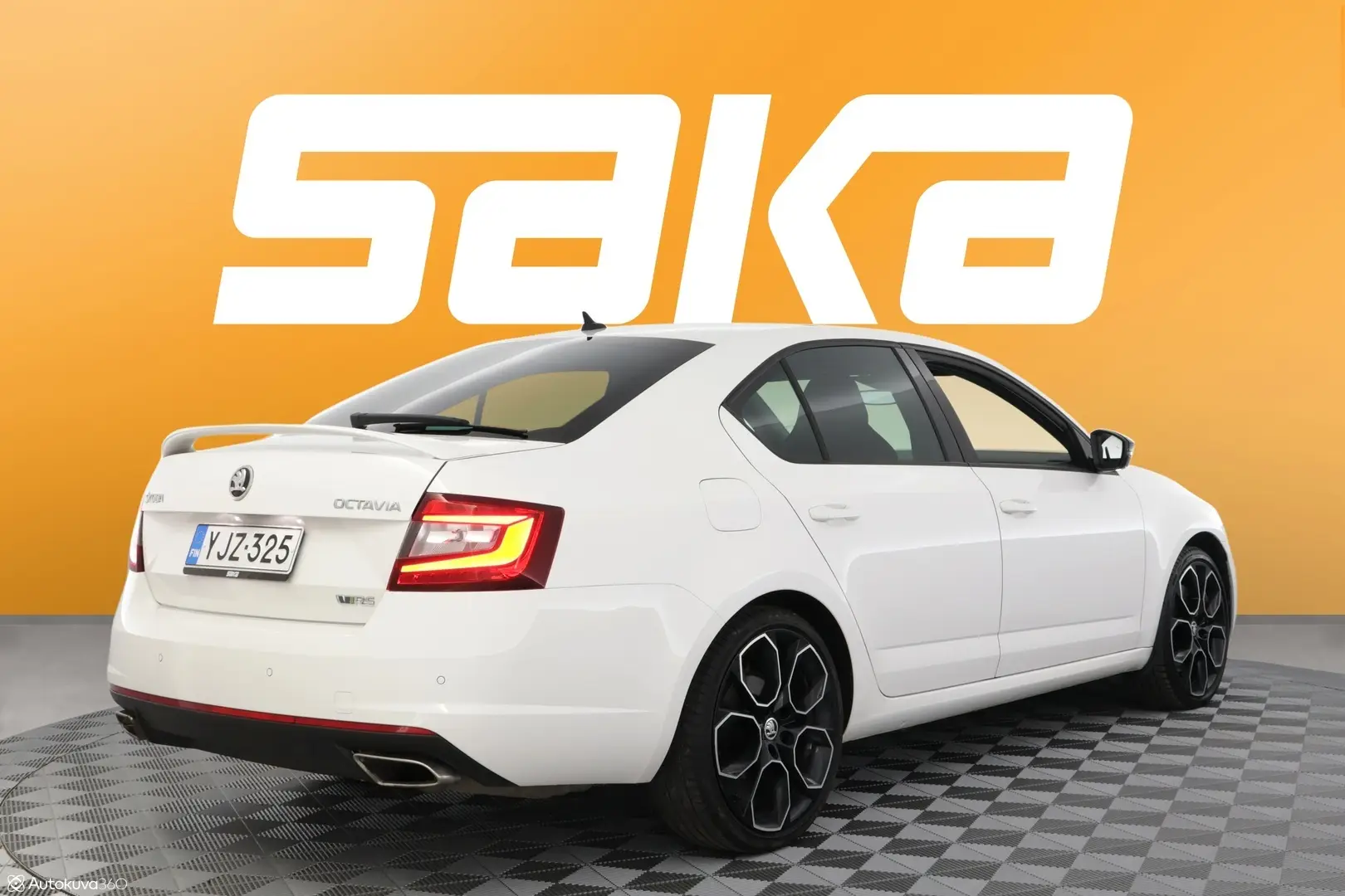 Car Image - 64V3zn5lWc1QItdJFCDJkl