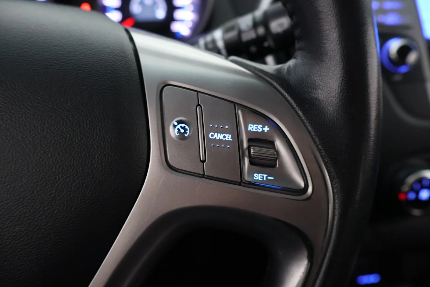 Car Image - 16QUKA8XfvrEdqsiJTGS4D