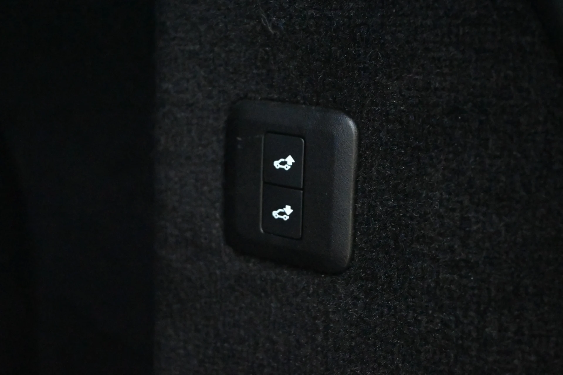 Car Image - 2rsAmmcc5fU2mnkgAfJT8Y