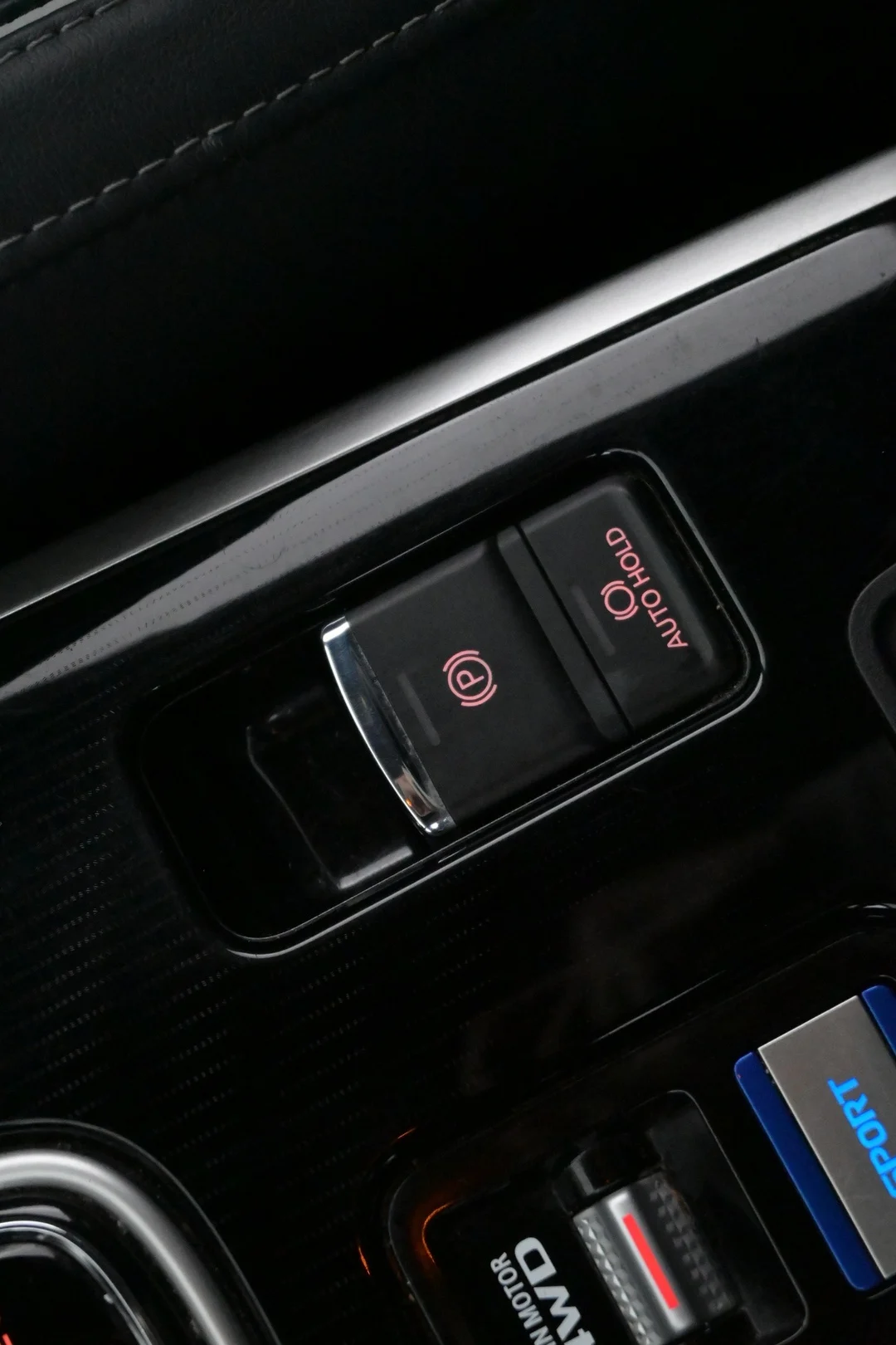 Car Image - 2oZ4Uc8nJ8RctFQBJE36MF