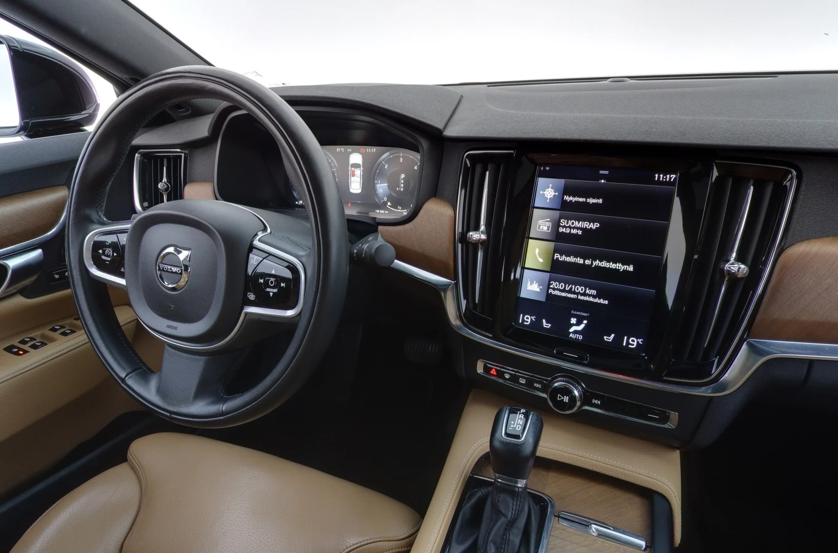 Car Image - 7fzjhR6SFswqB1RvdfoIaX