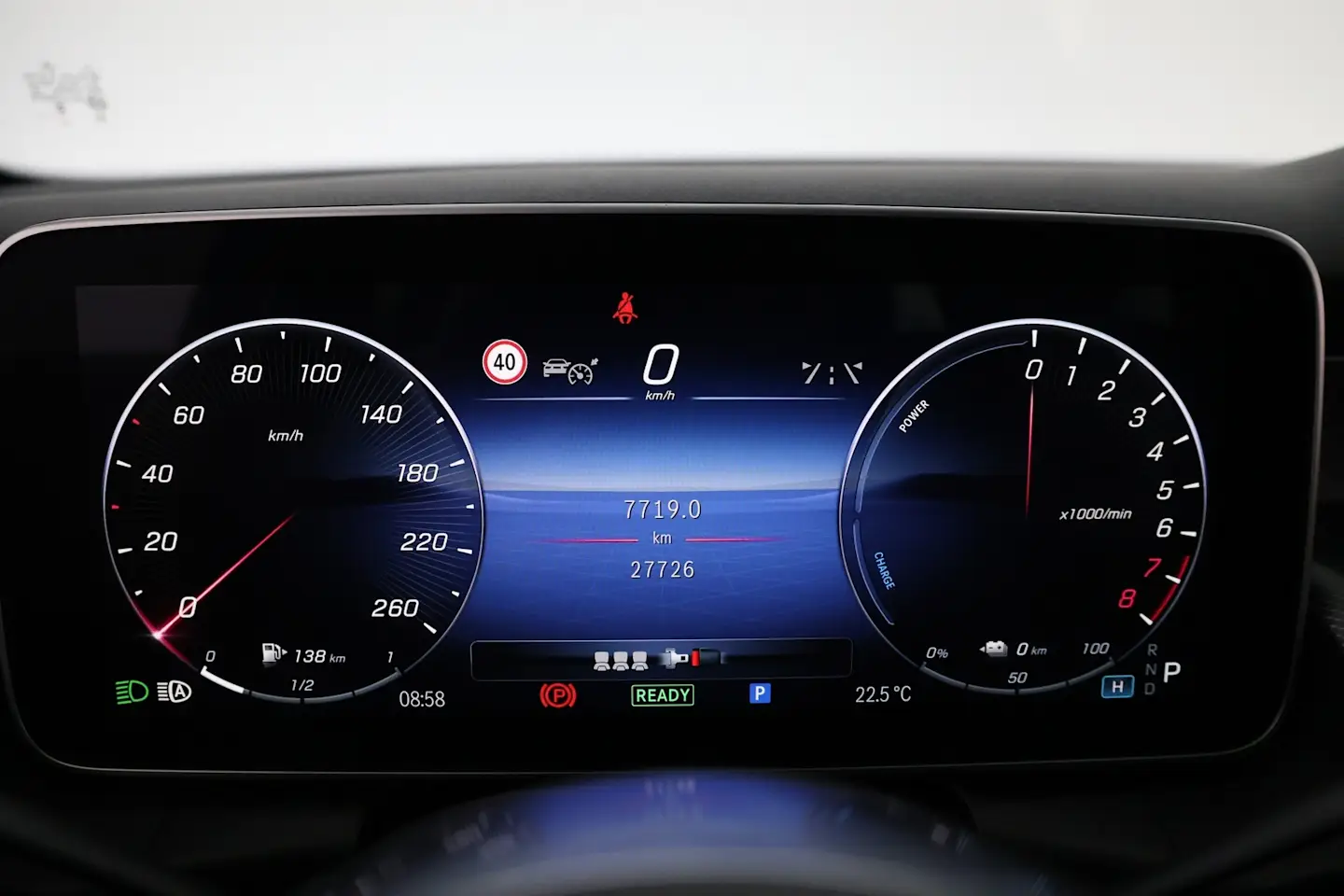 Car Image - XB5803OB68LWAvmxc8g6A