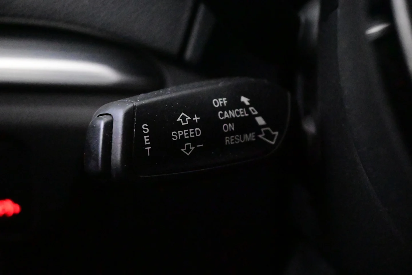 Car Image - 34mVSJTSLluSw5lxdEOEtU