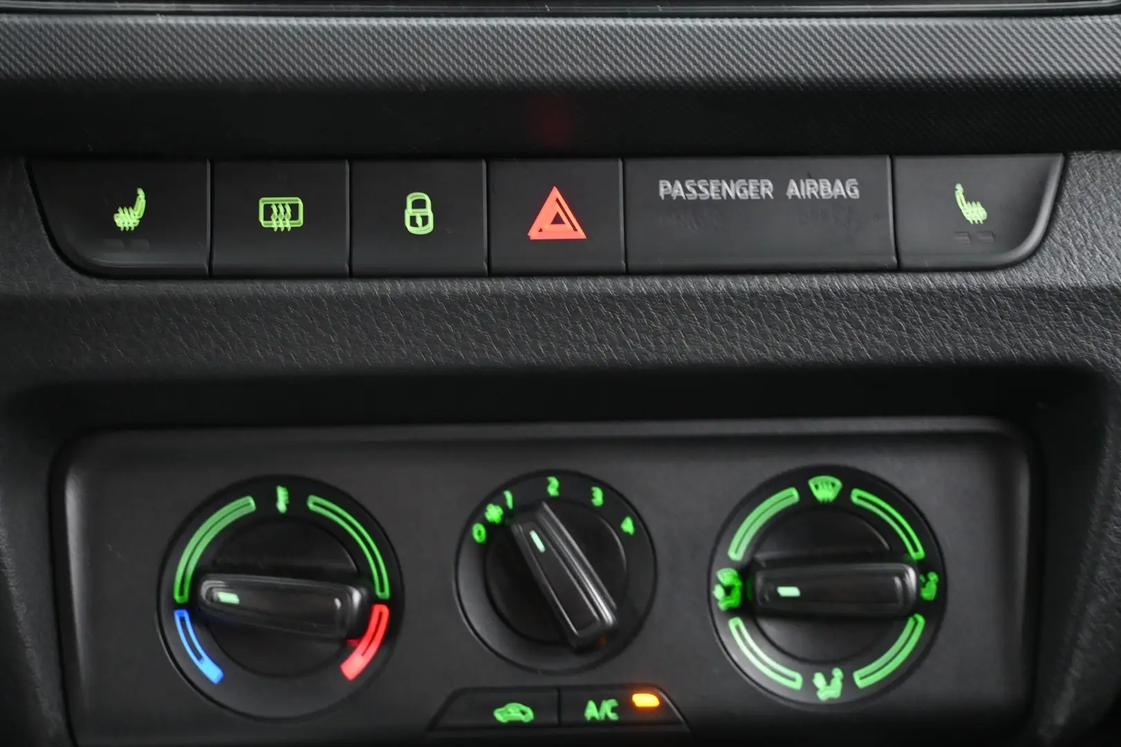 Car Image - 1HLuRVWYjBVb0U5lgCuk3x