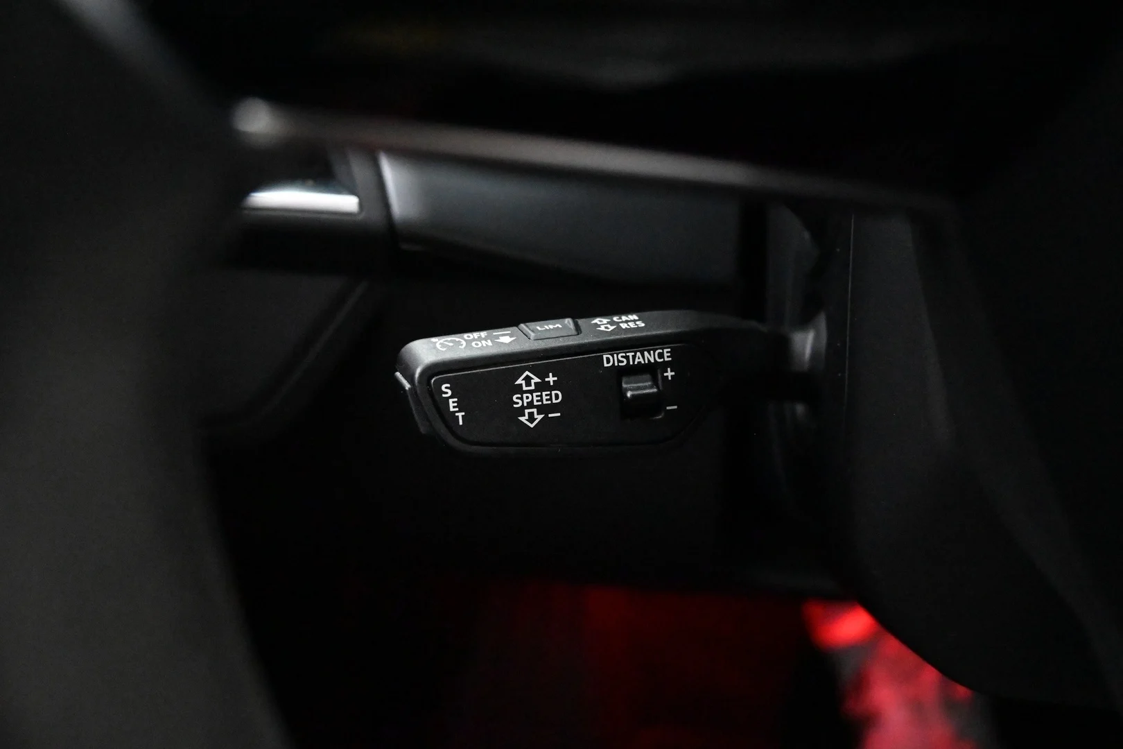 Car Image - 7btMBjPlvkDXS2skWg8tVs