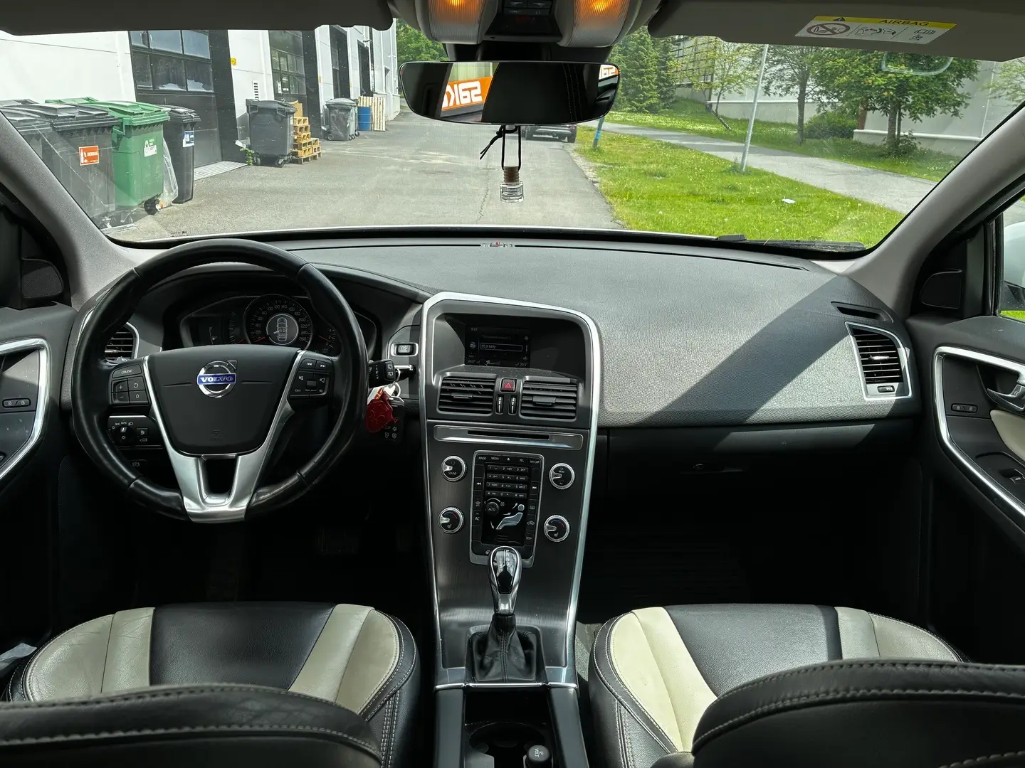 Car Image - 4O4zFcbp5LJOVgPr8Uzvi0
