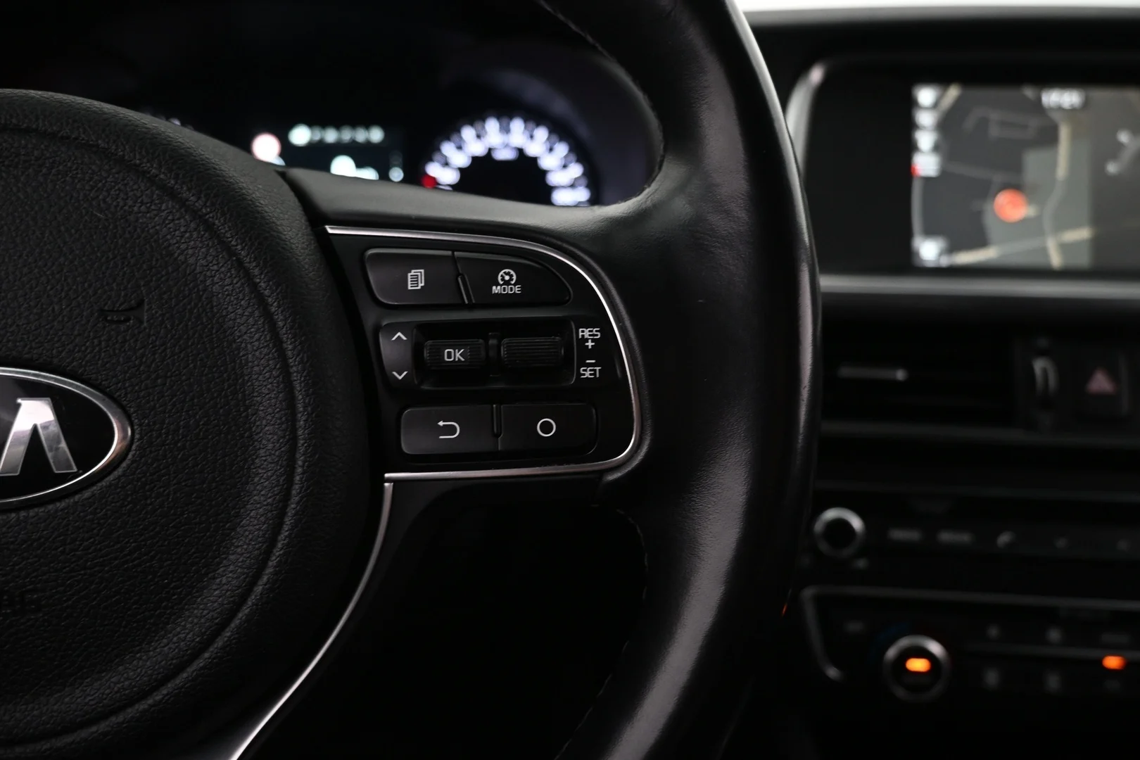 Car Image - 6wspHWL64cXlfoXK9TyIdr