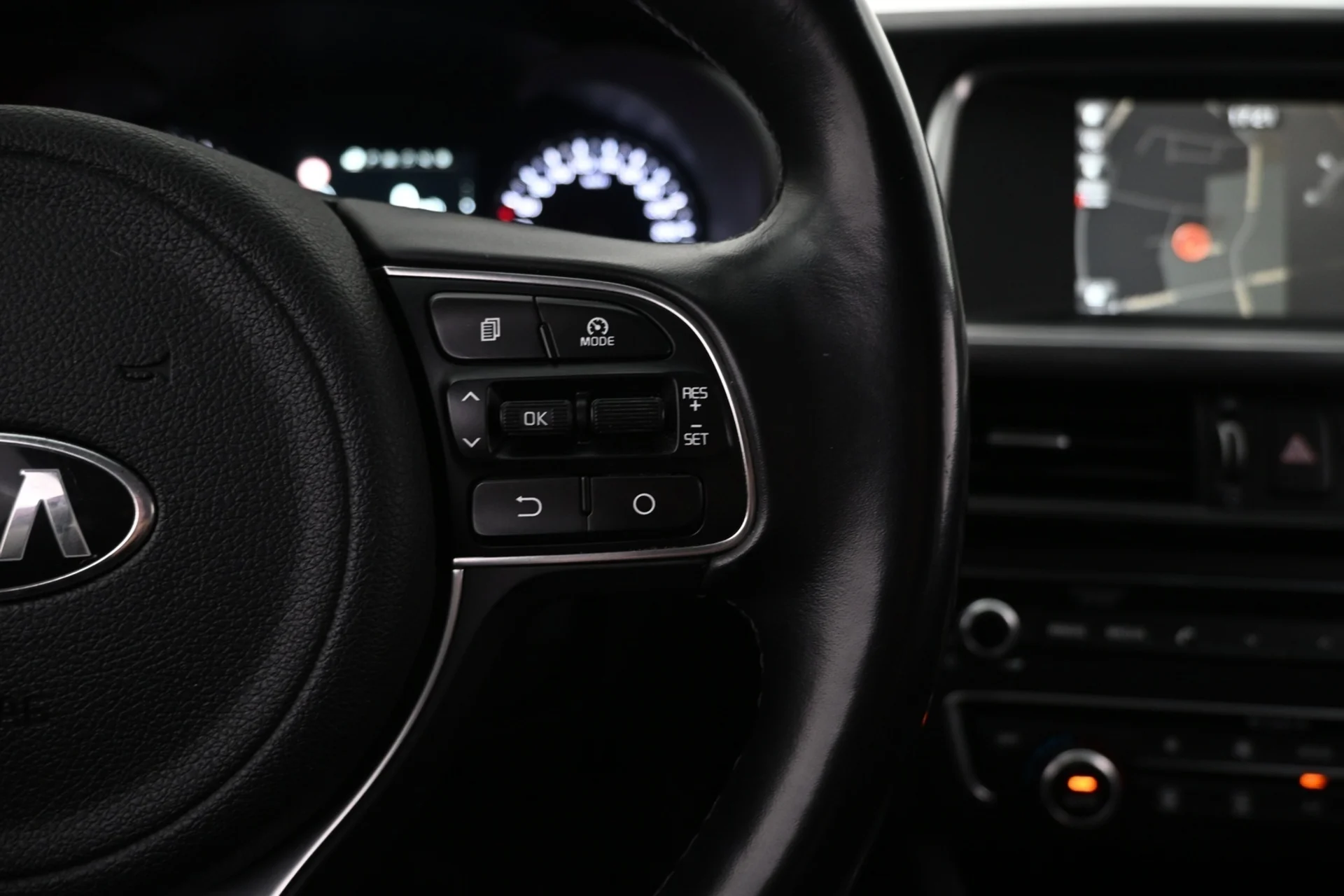 Car Image - 6wspHWL64cXlfoXK9TyIdr