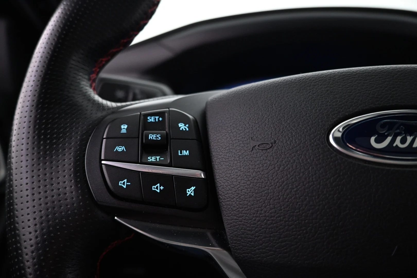 Car Image - 1A6Po6EOpPSO0r11lIlkkZ