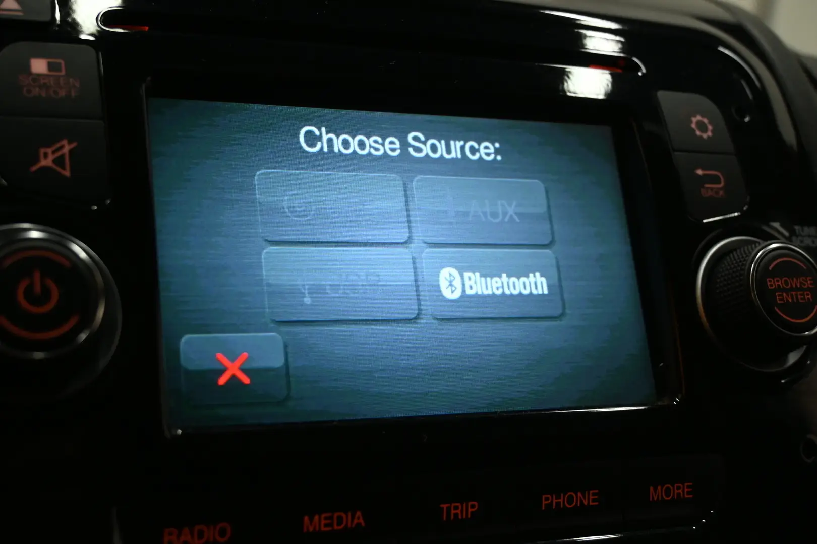 Car Image - 7wMcCYPKJJU2j4BIoUlRDE