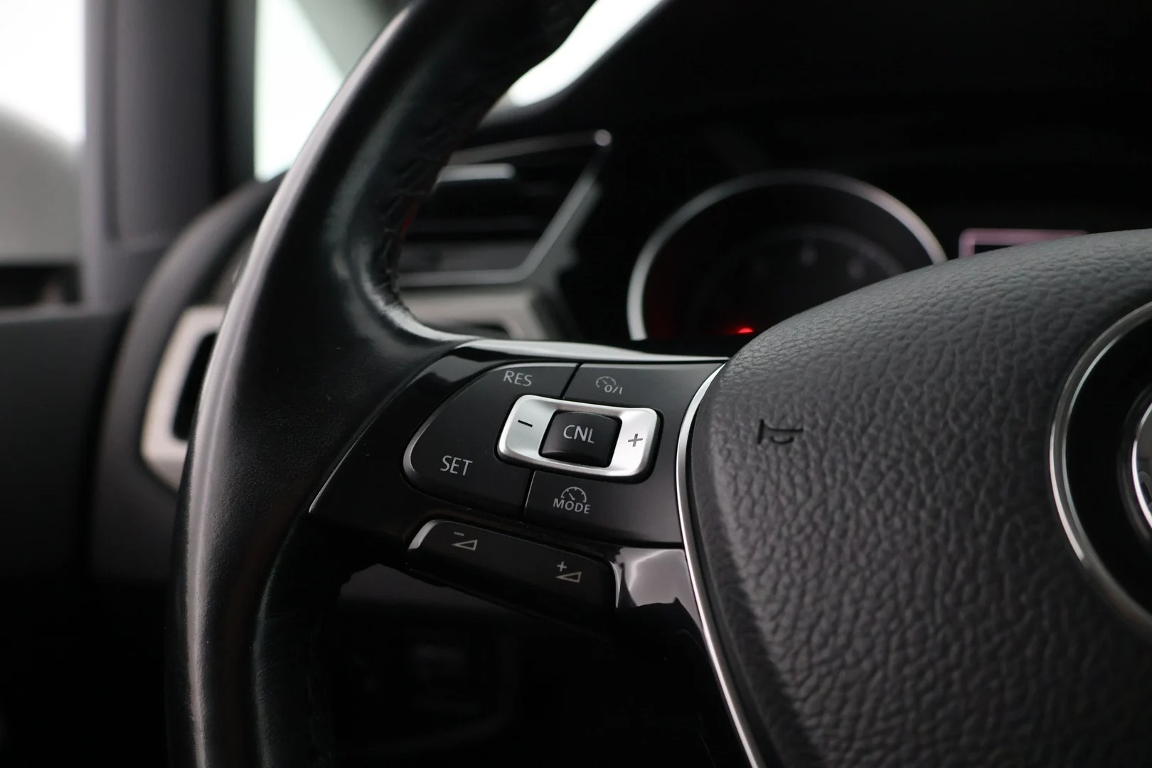 Car Image - 6YmPmBDoMf5k5nYcbJILFD