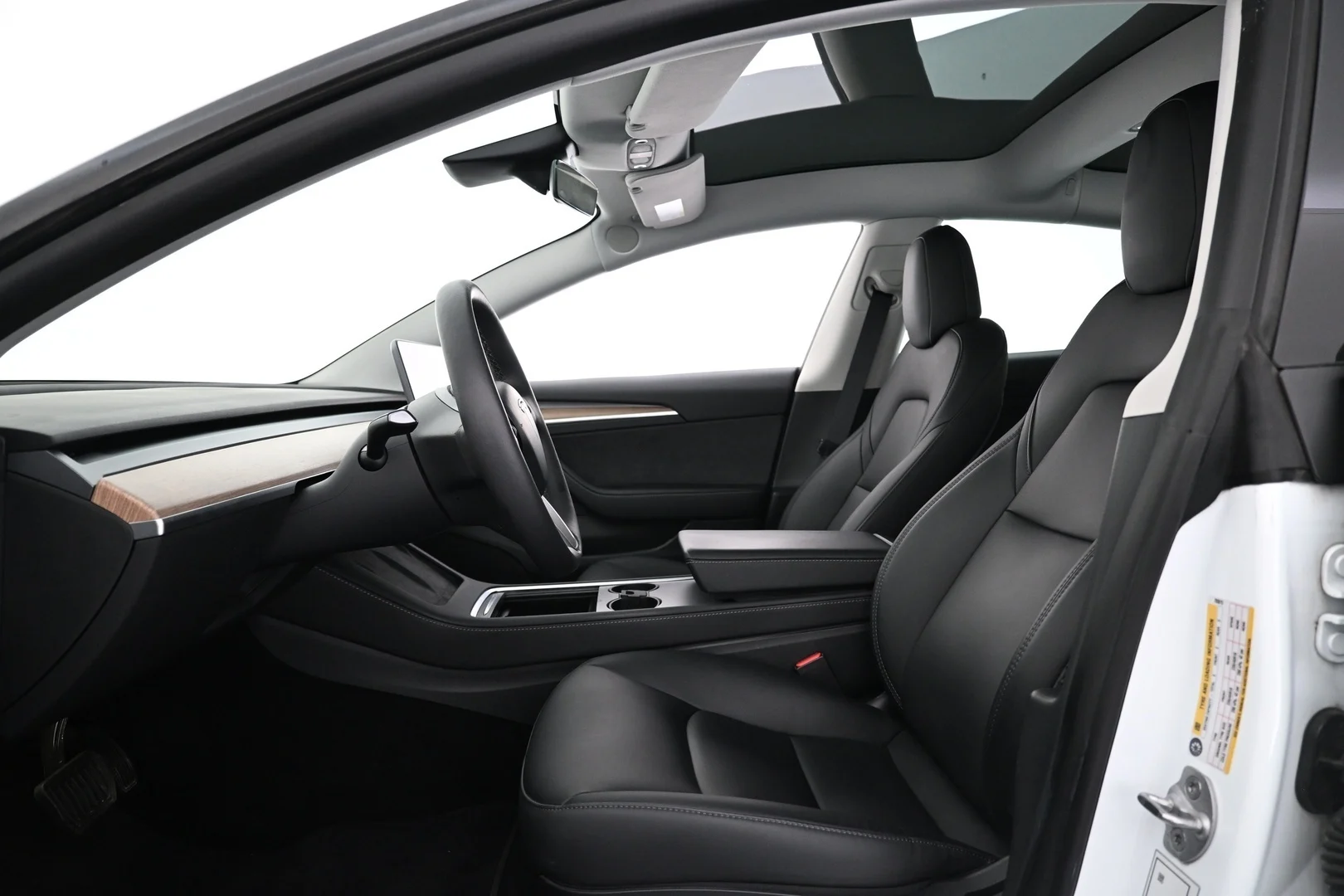 Car Image - 36zcMnCn4rBWrj5Ilm95kP