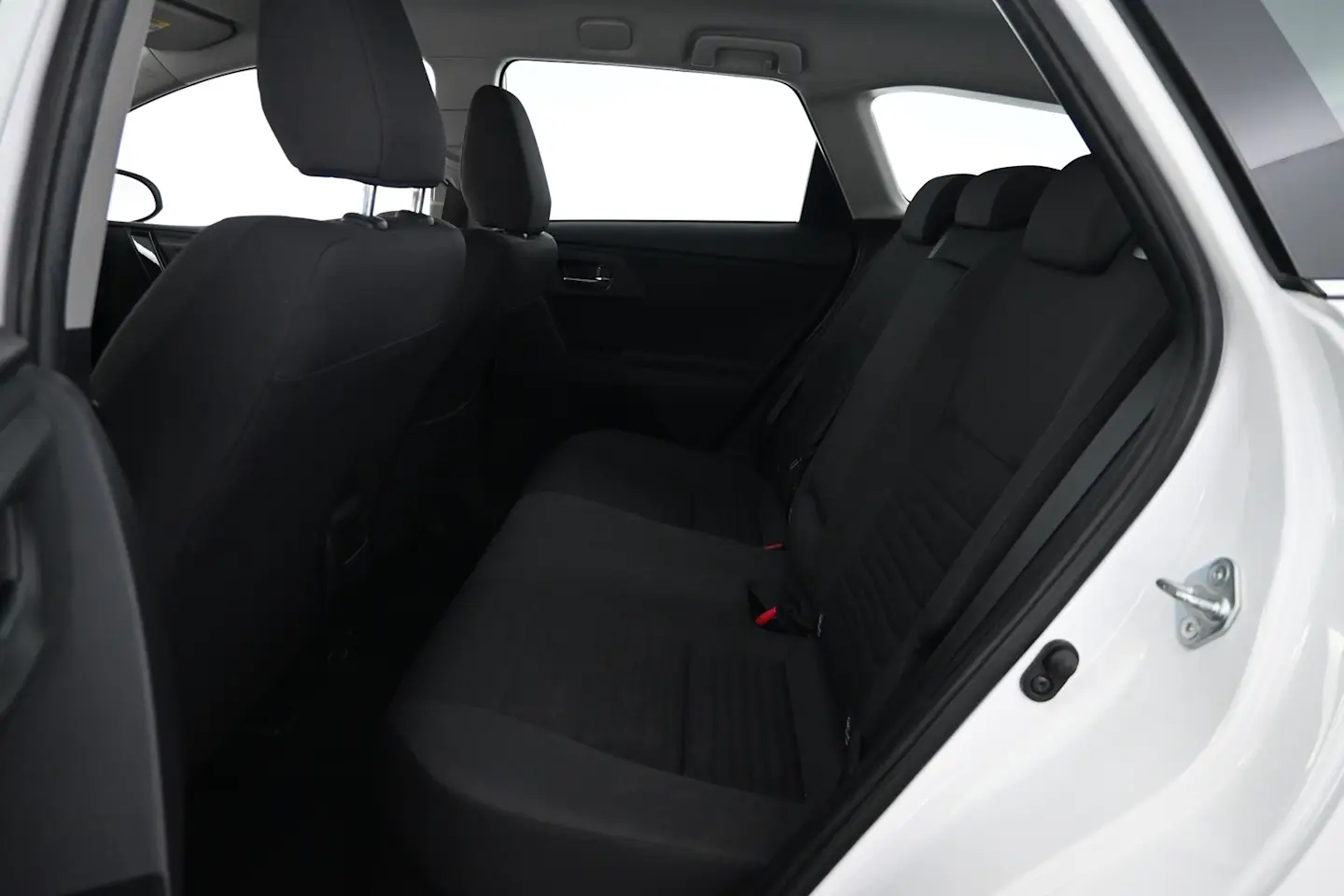 Car Image - 1YJoG7vlChOuRUp4UGqs9